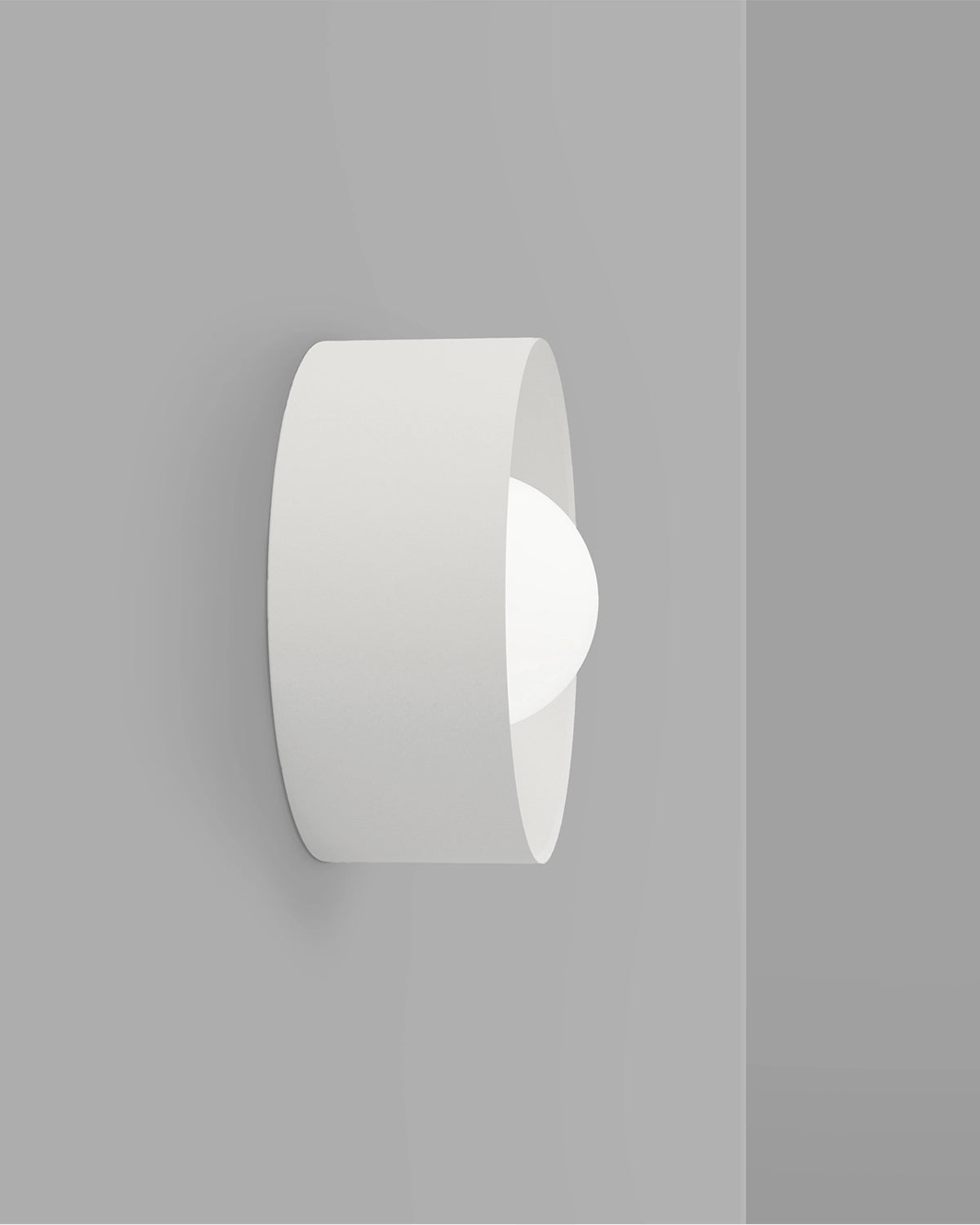 Orb Sur Large Wall Light