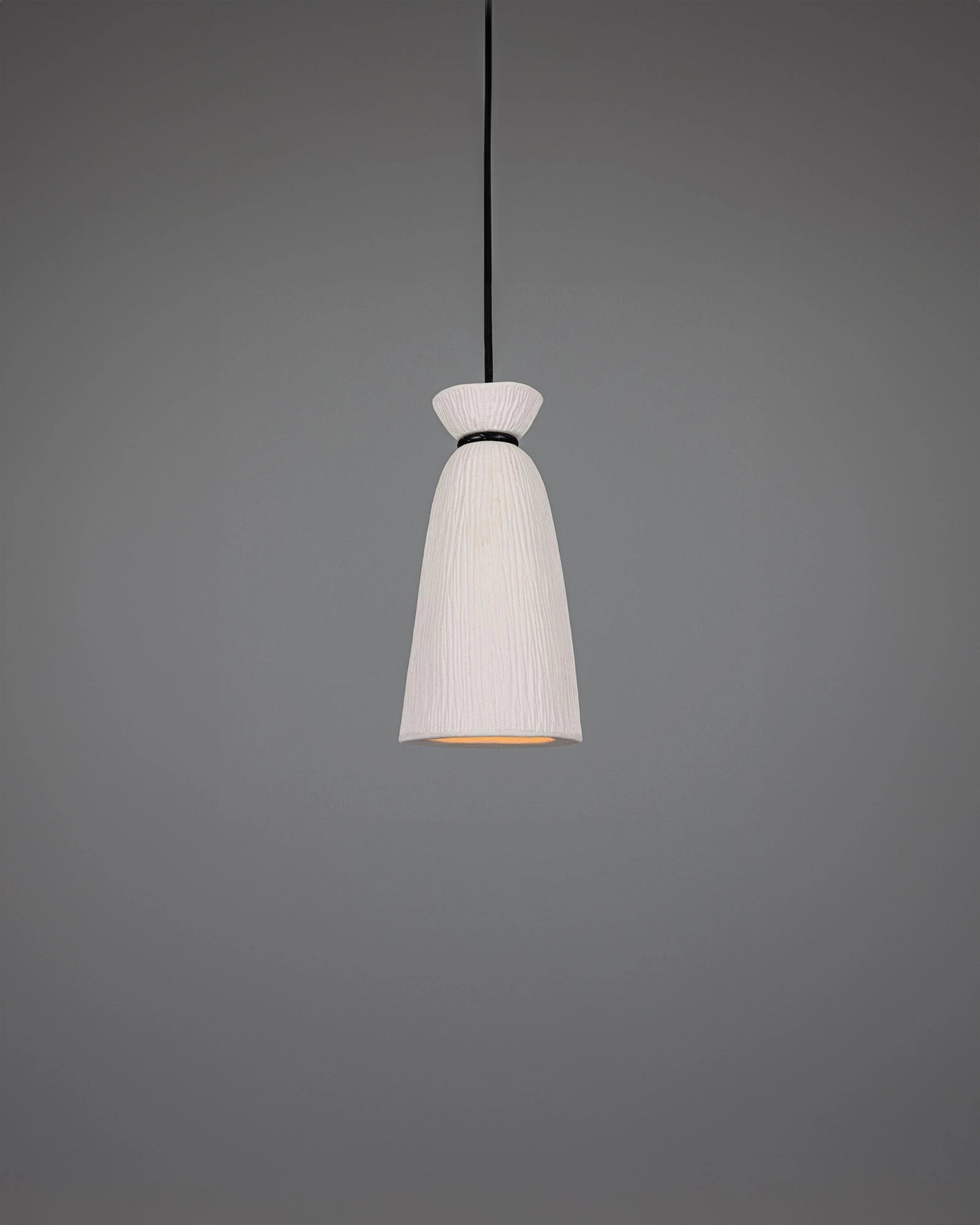 Pando Ceramic Pendant Light