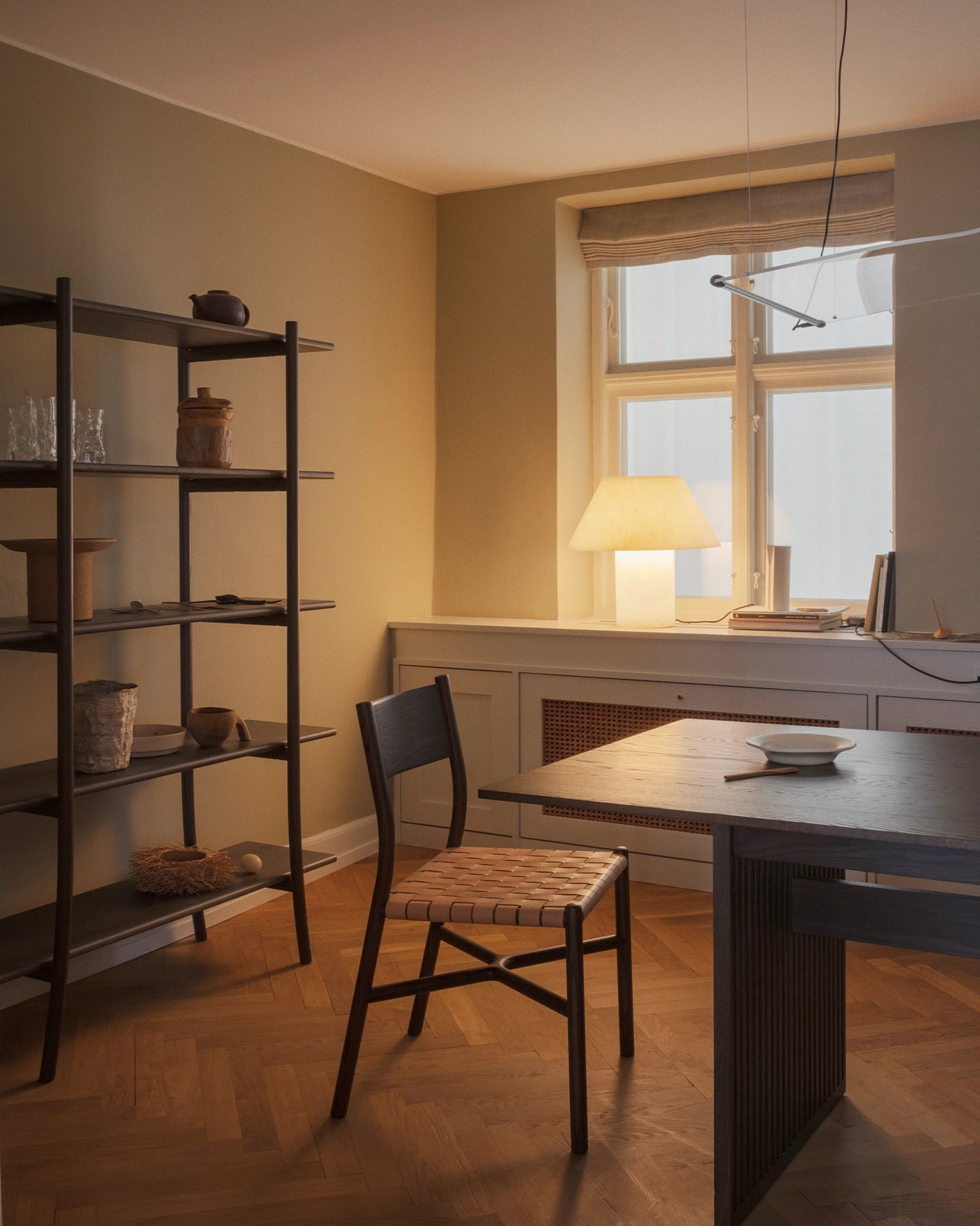 Petra Table Lamp
