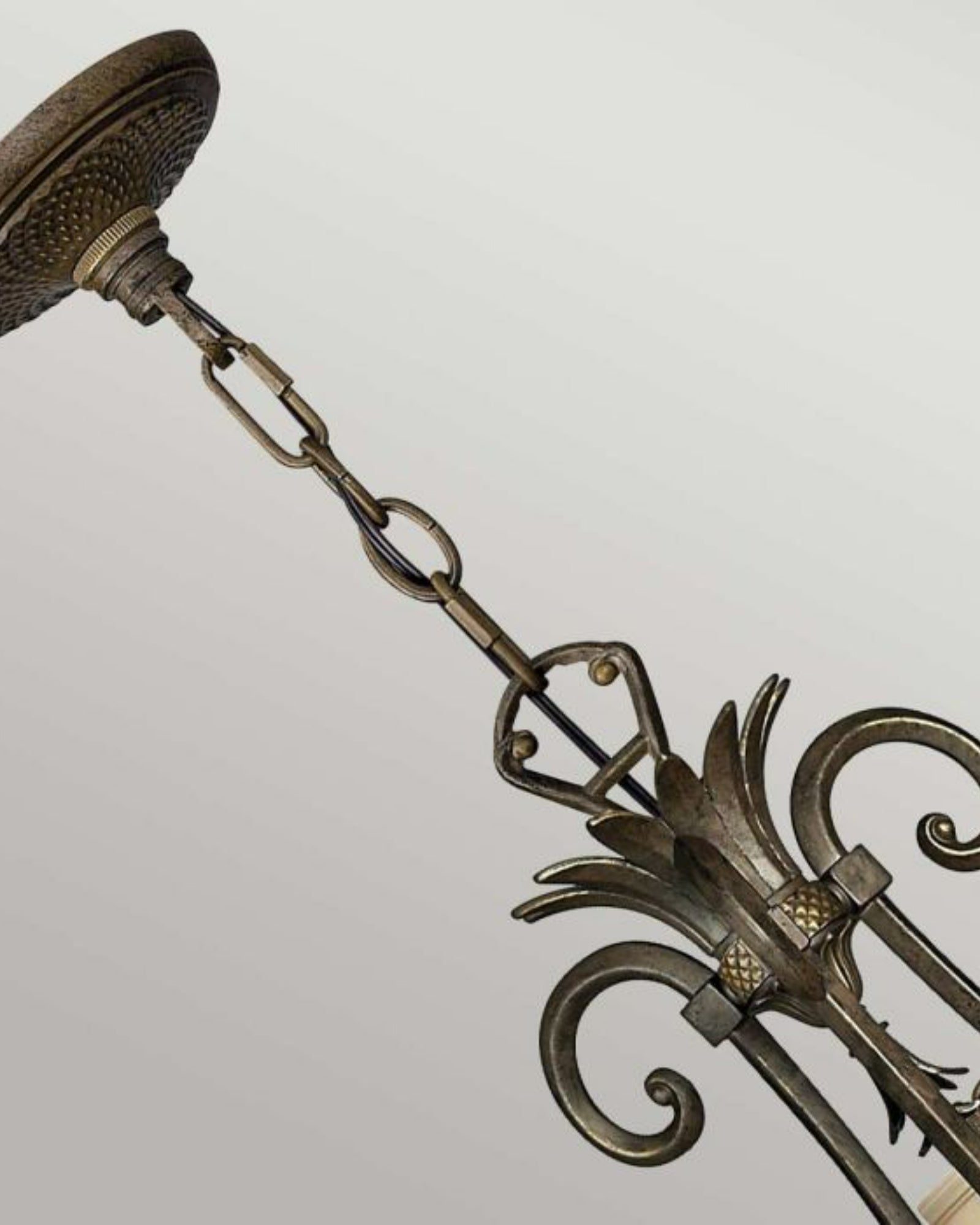 Plantation 10lt Chandelier