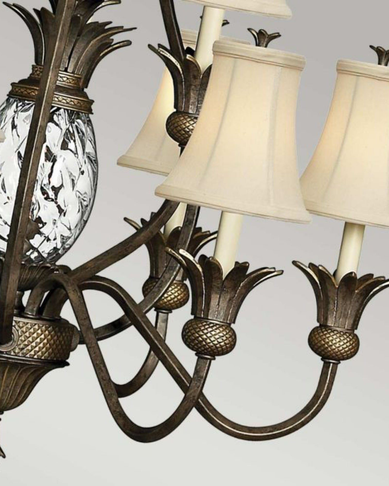 Plantation 10lt Chandelier