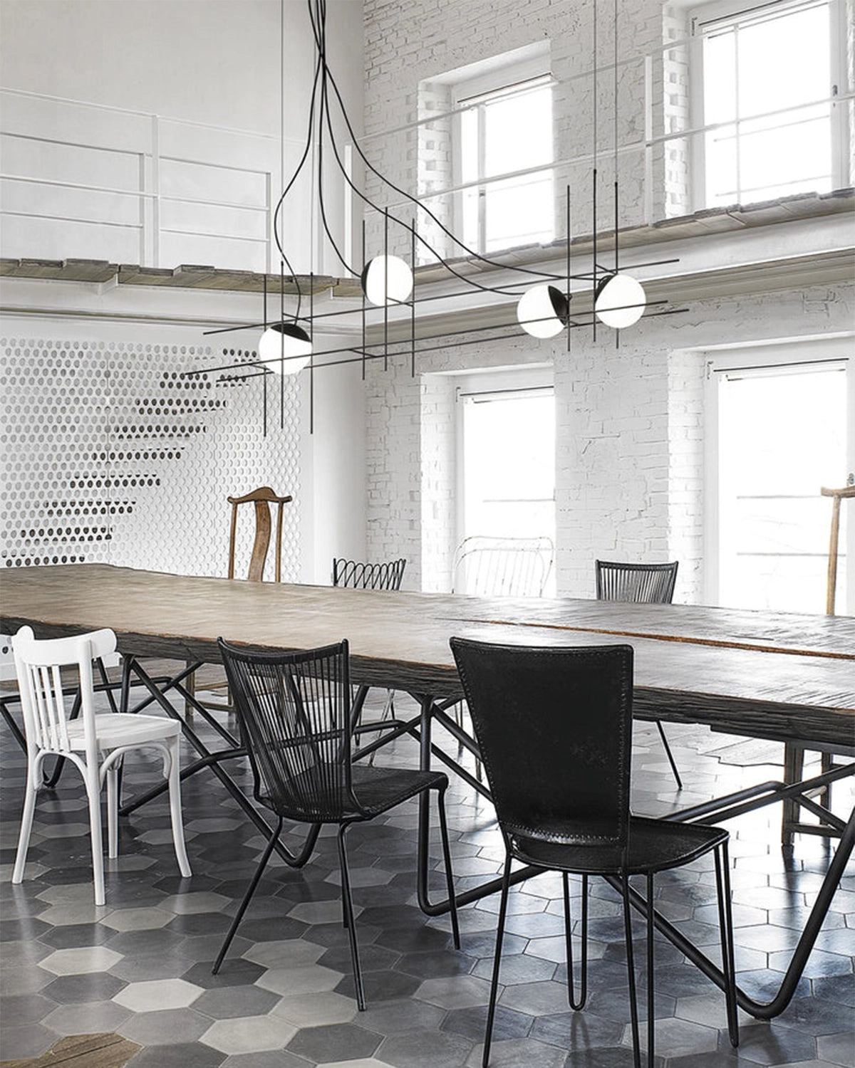 Plot Frame Pendant Light