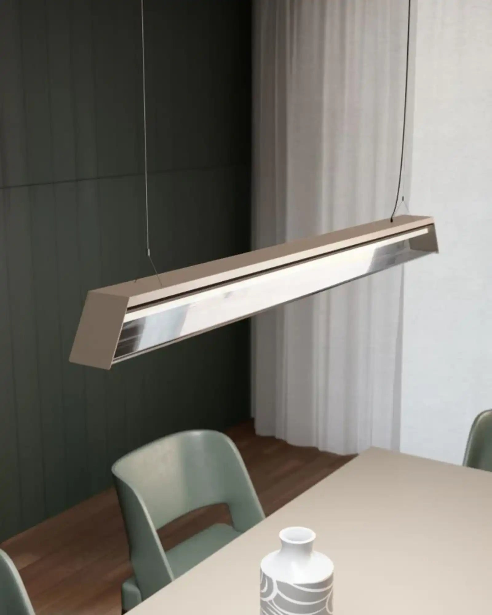 Regula Pendant Light