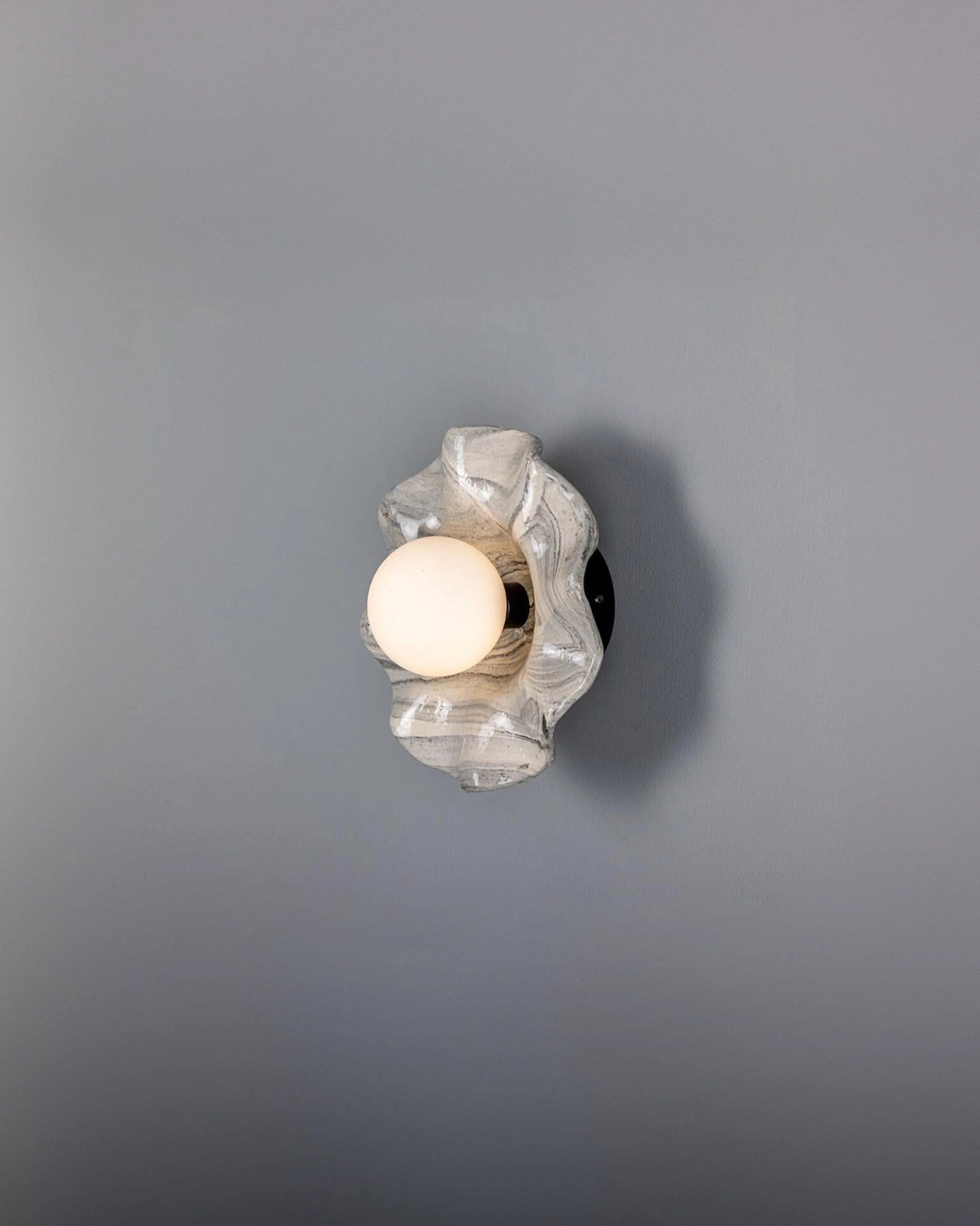Rivale Wall Light