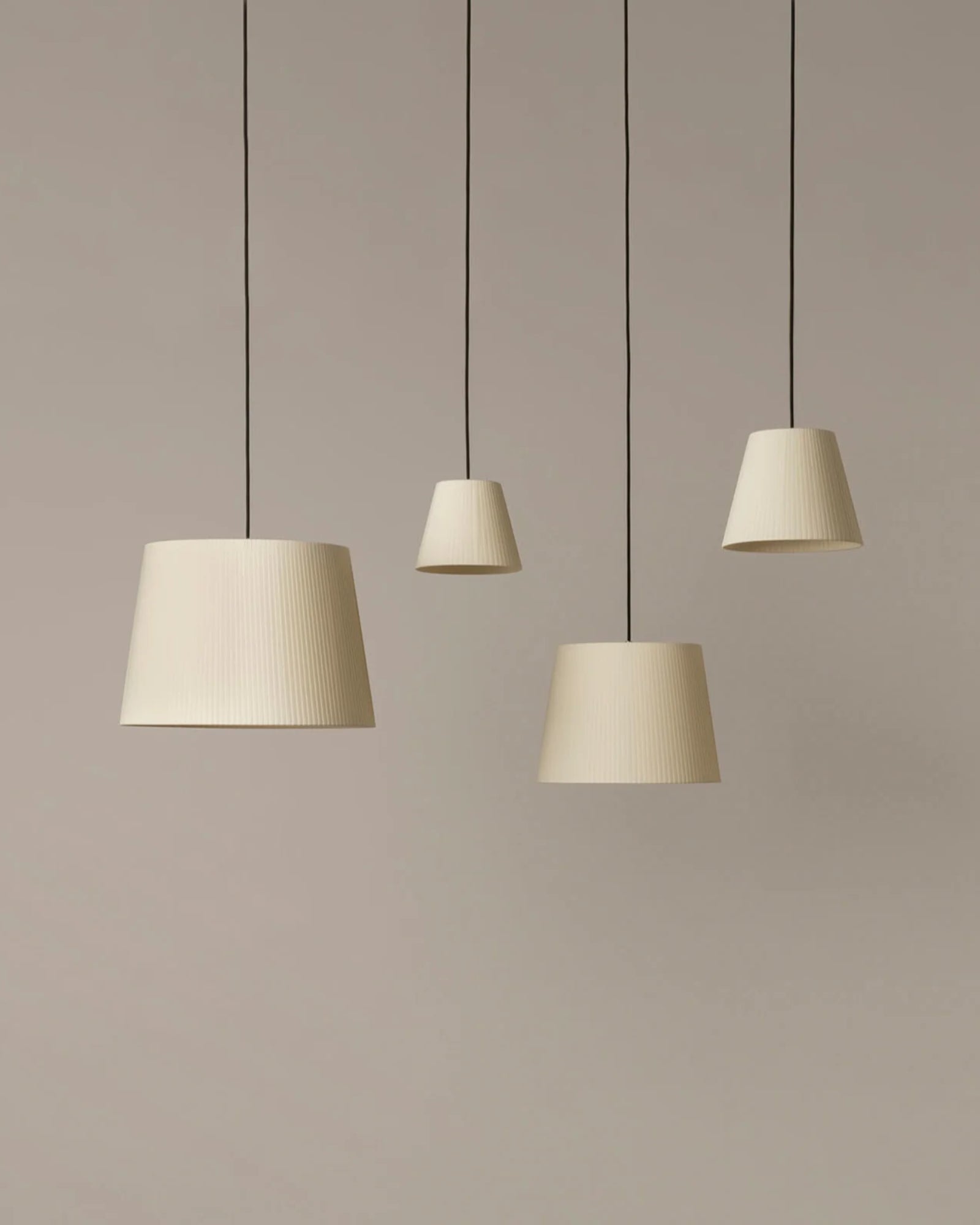 Sisisi Conicas Pendant Light