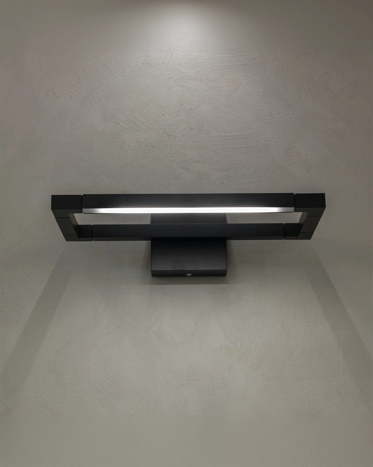 Spigolo Wall/Ceiling Light