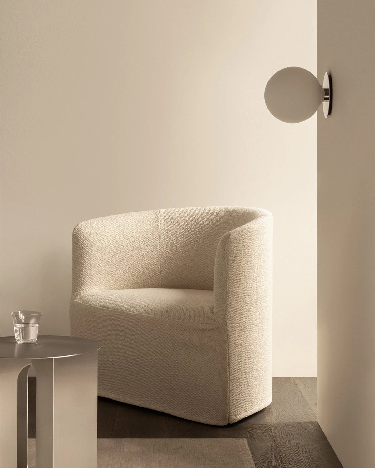 TR Bulb Wall/Ceiling Light