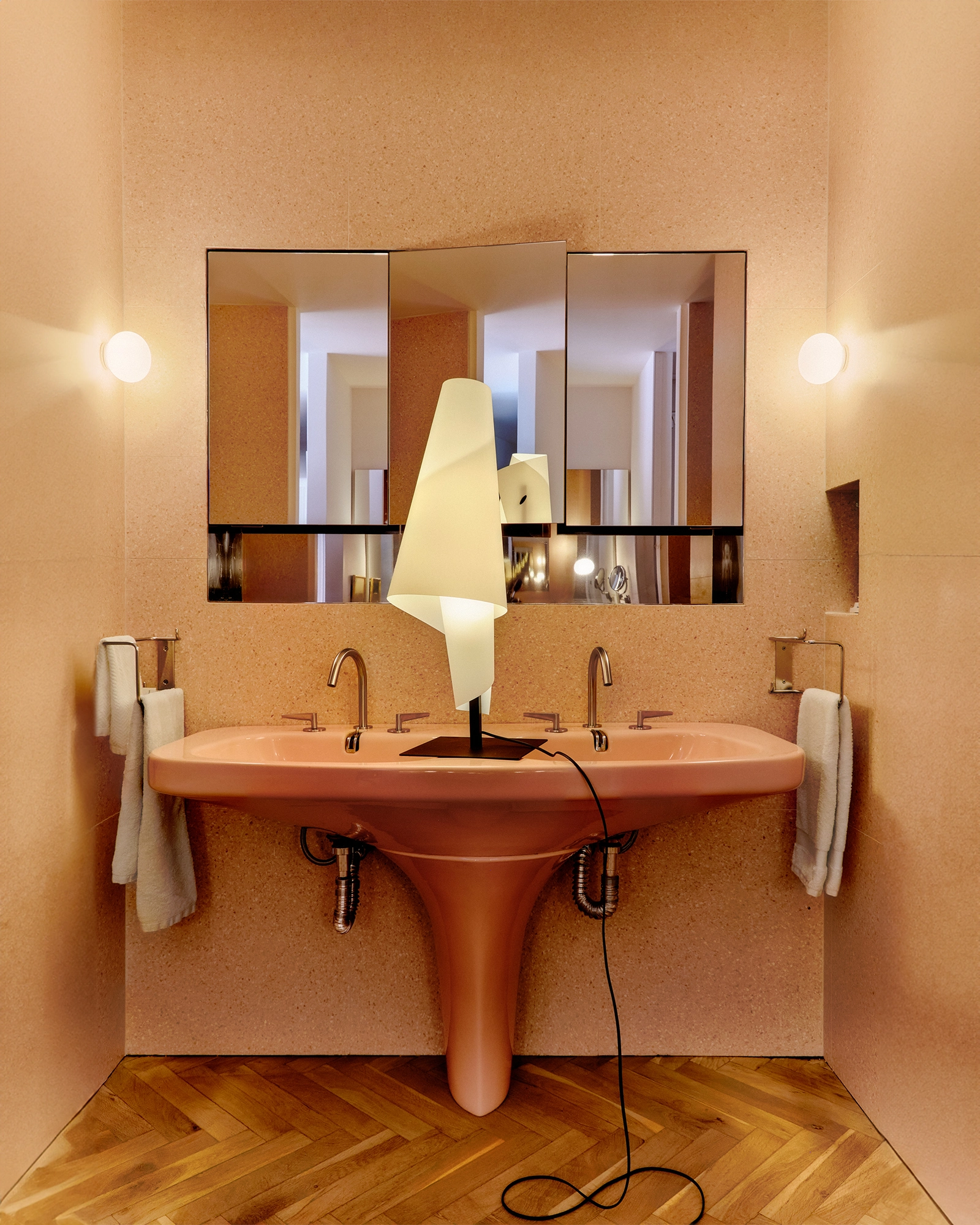 Talla 3 Table Lamp