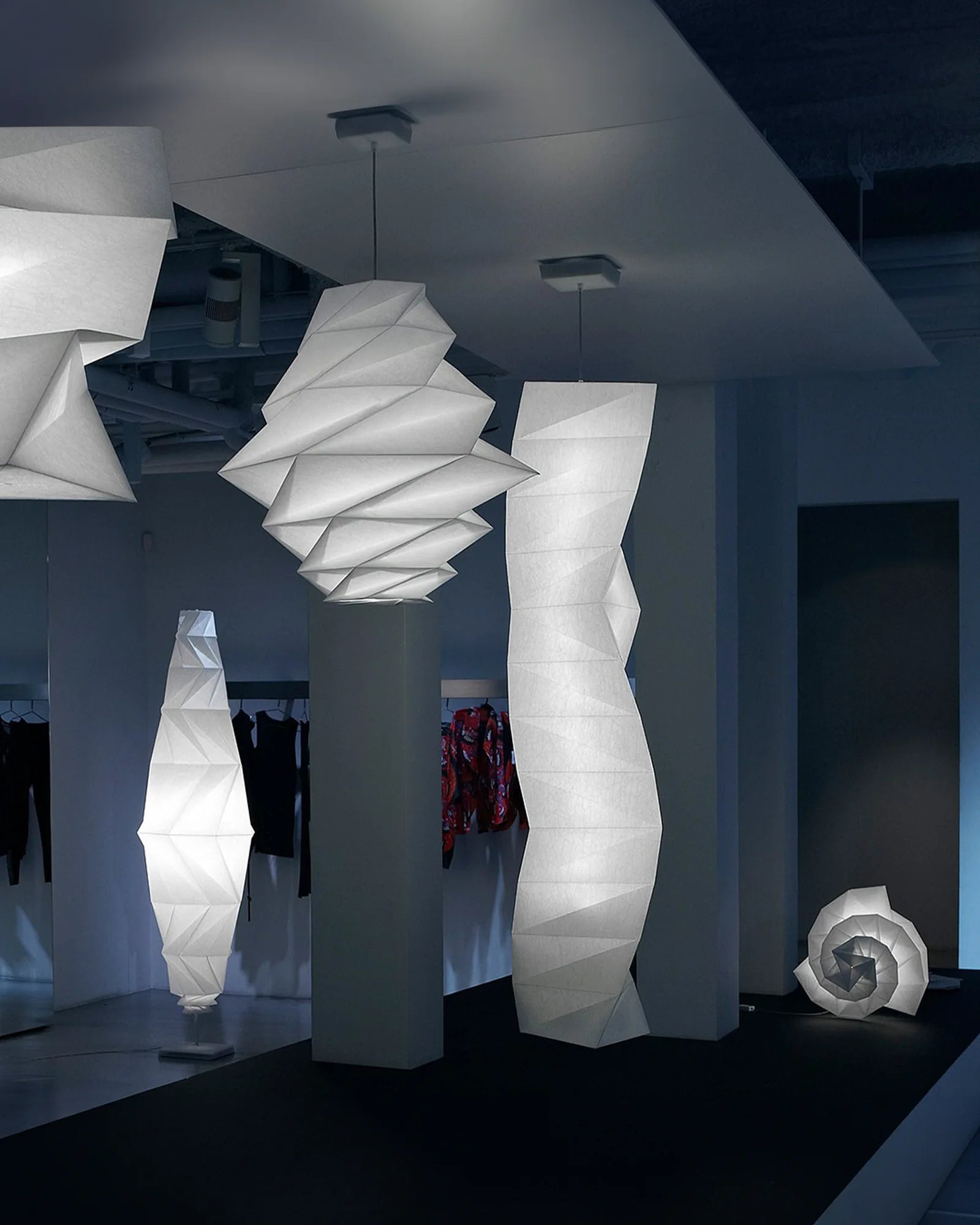 Tatsuno-Otoshigo Pendant Light