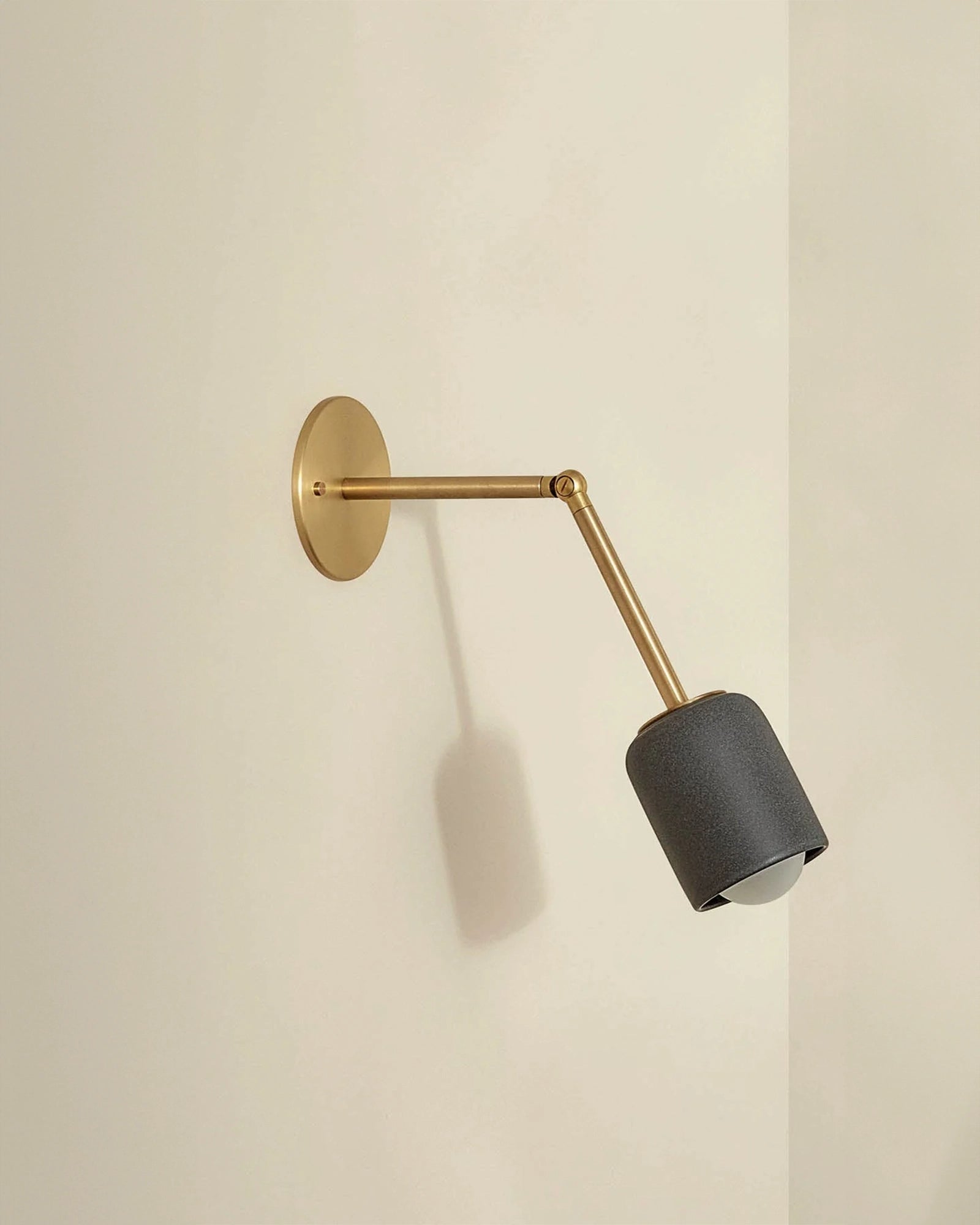 Terra 1 Long Arm Wall Light