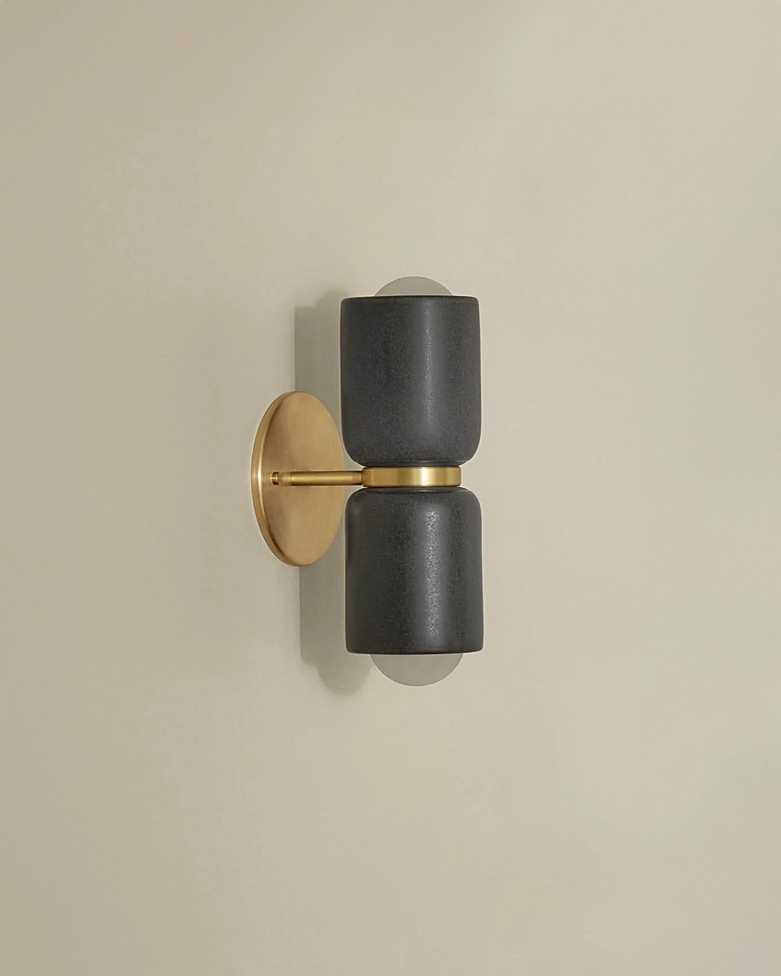 Terra 2 Wall Light