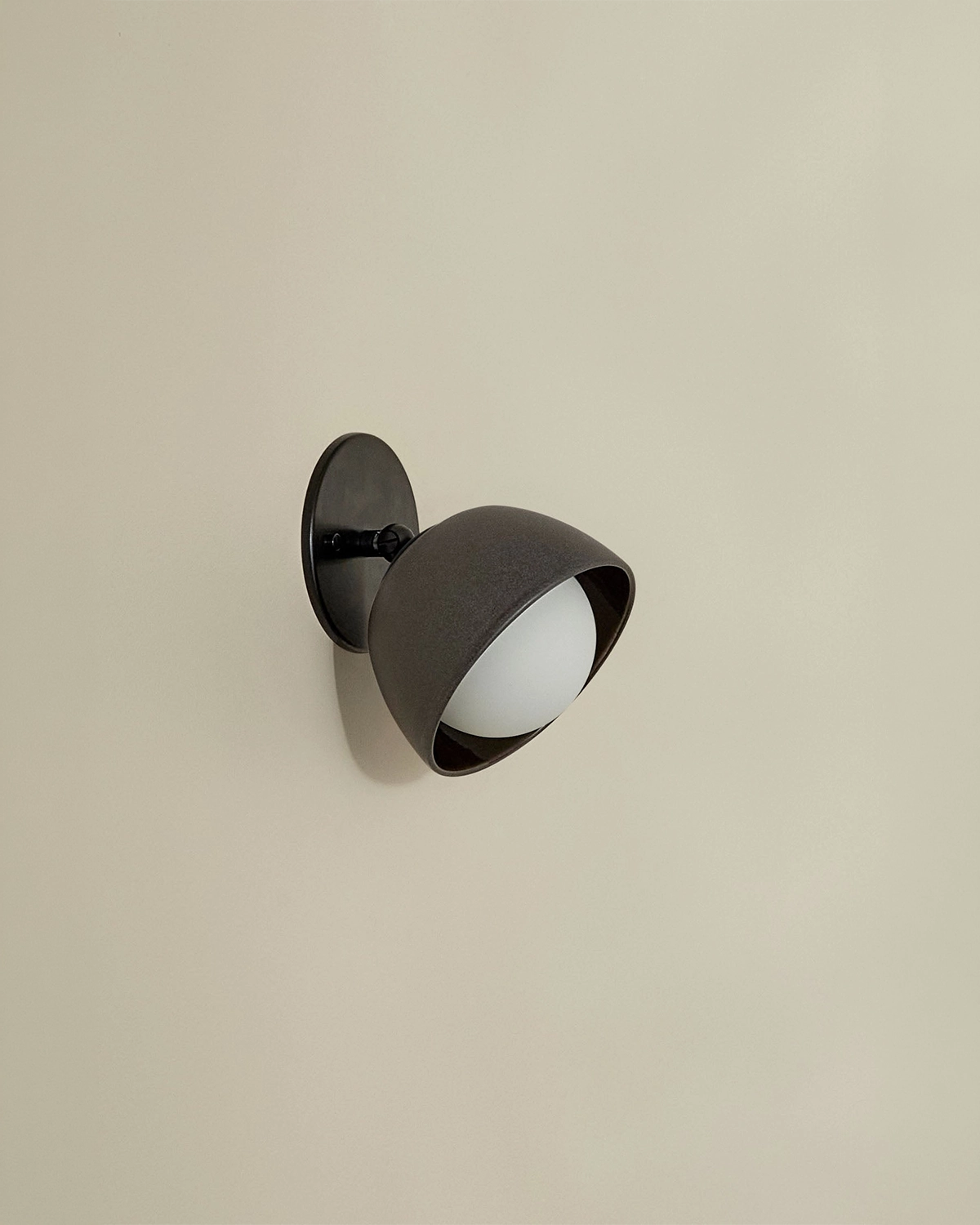 Terra 0 Wall Light