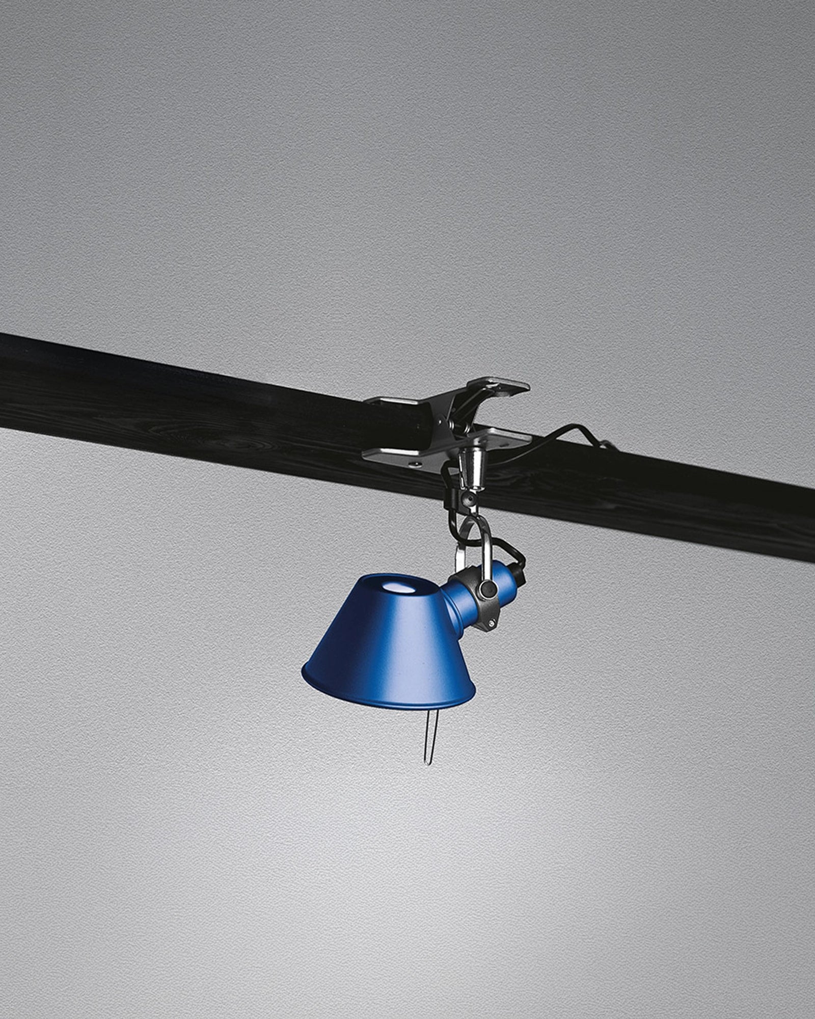 Tolomeo Pinza Micro Wall Light