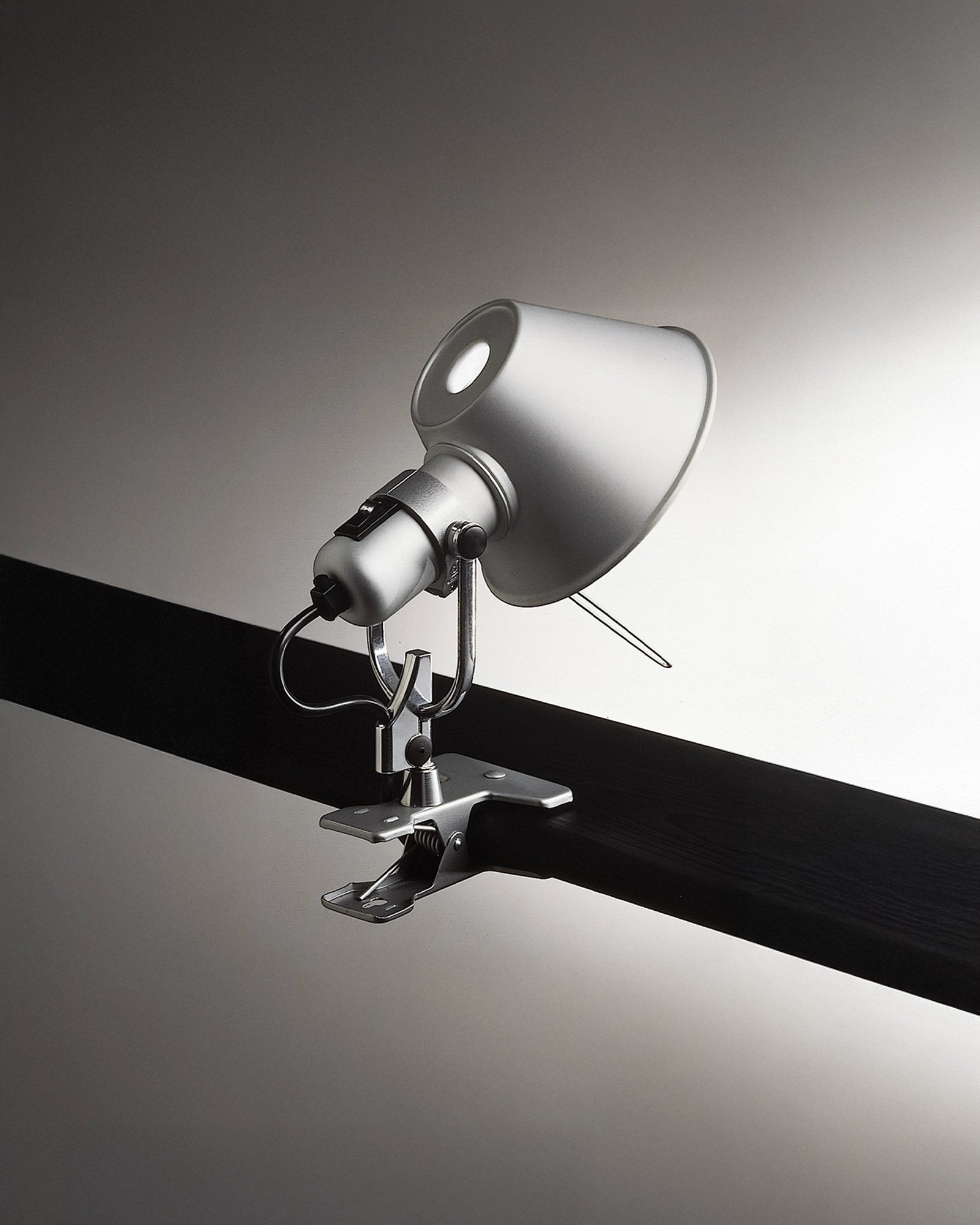 Tolomeo Pinza LED Wall Light