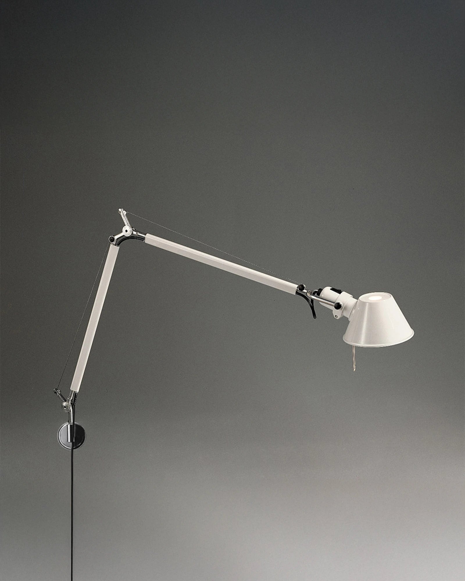 Tolomeo Wall Light