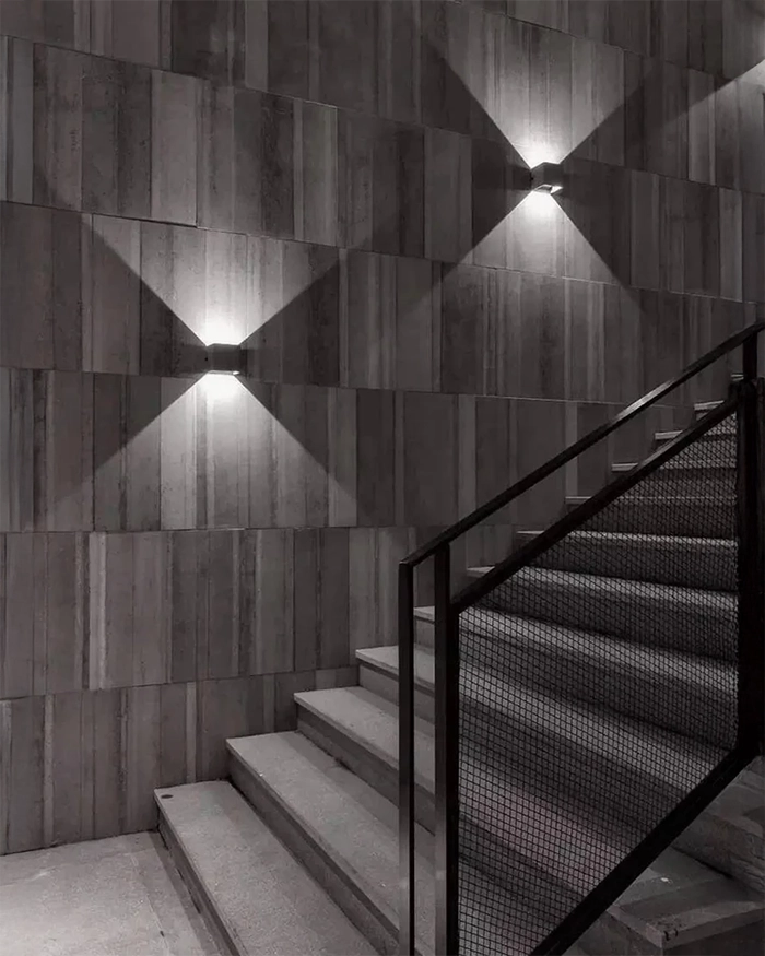 V Outdoor Wall Light