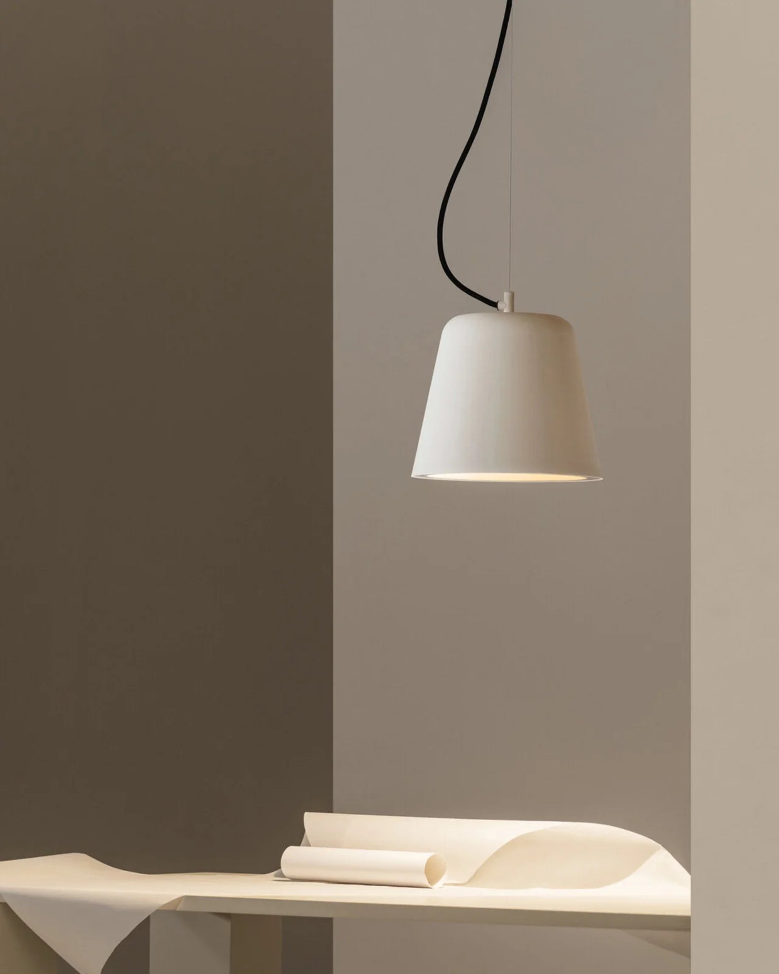 Vaso Pendant Light