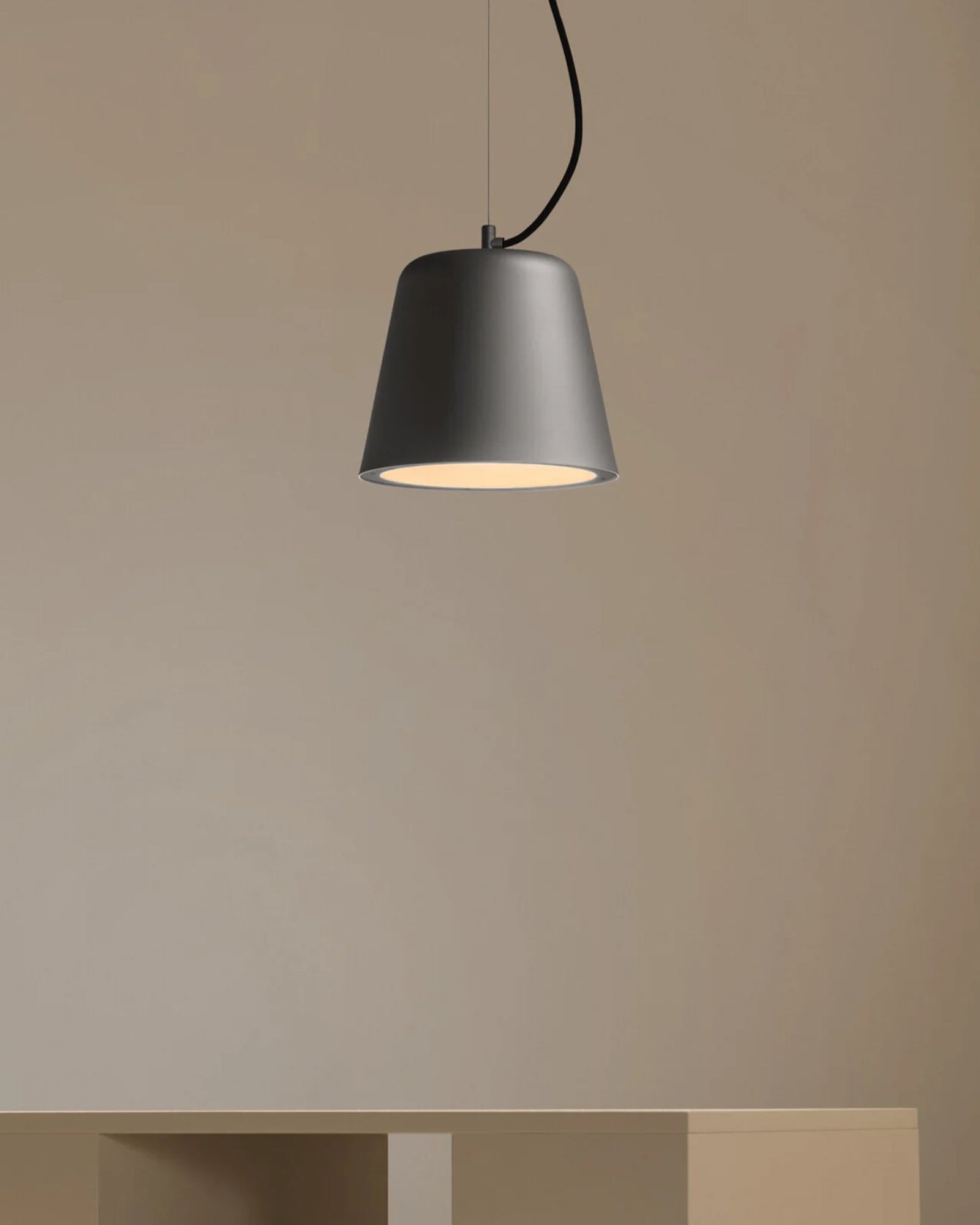 Vaso Pendant Light