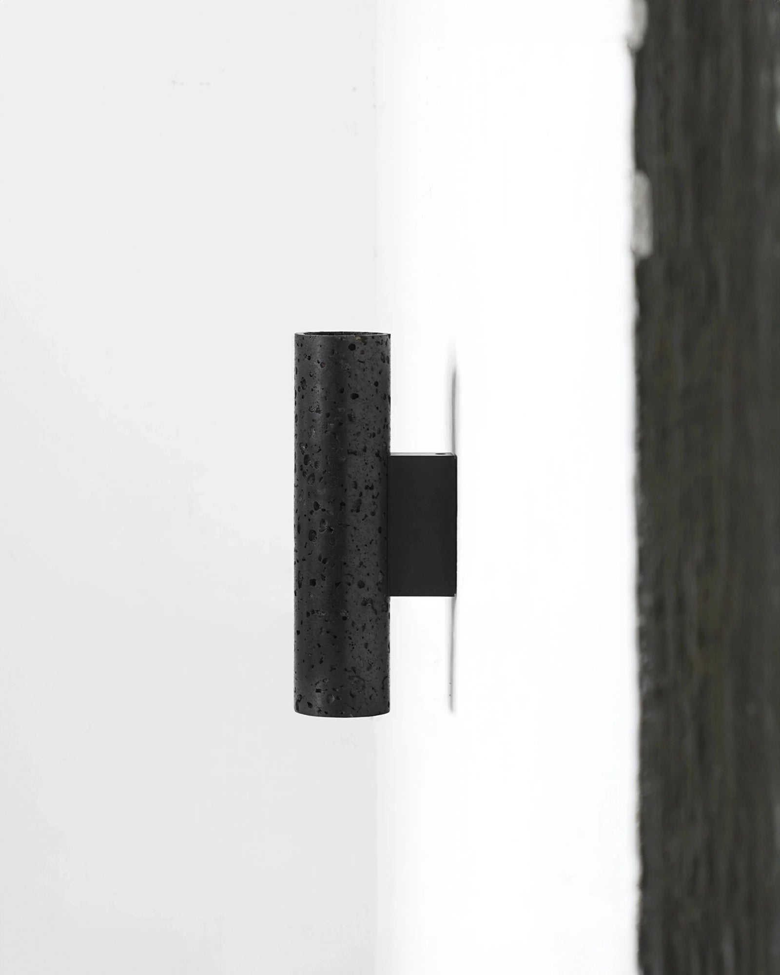 W01 Lava Wall Light
