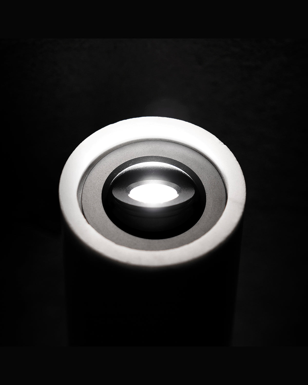 W01 Marble Wall Light