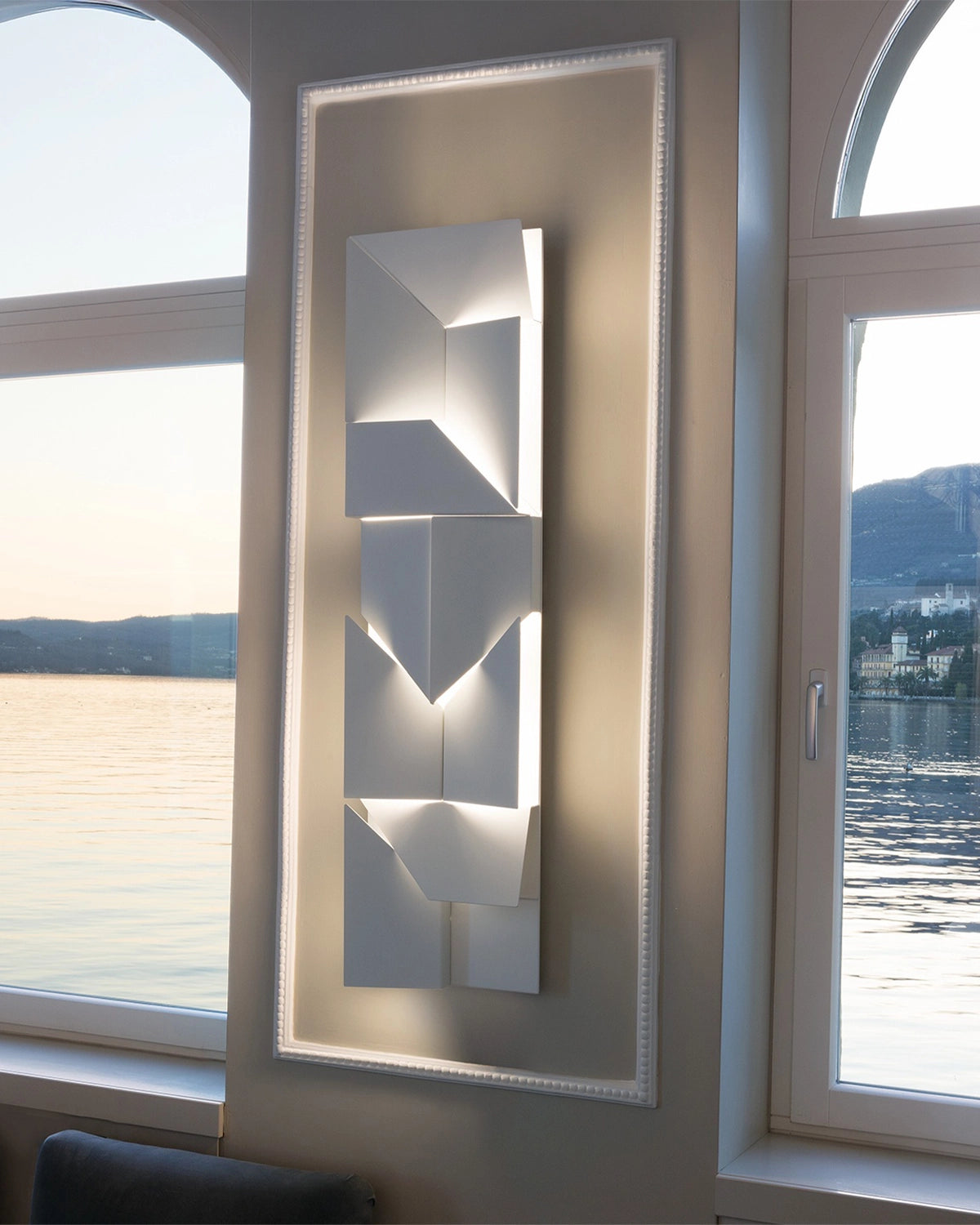 Wall Shadow Wall Light