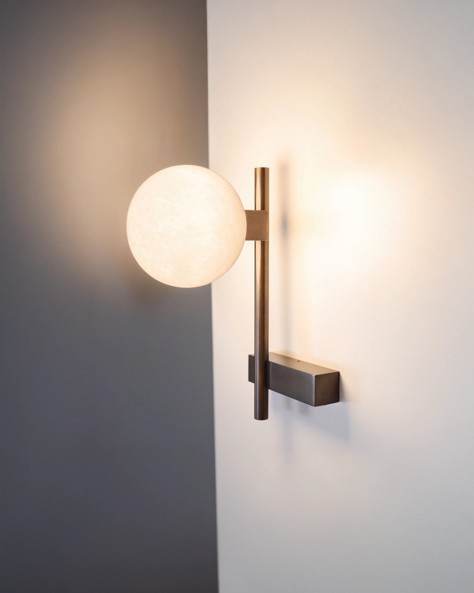 XYZ Wall Light