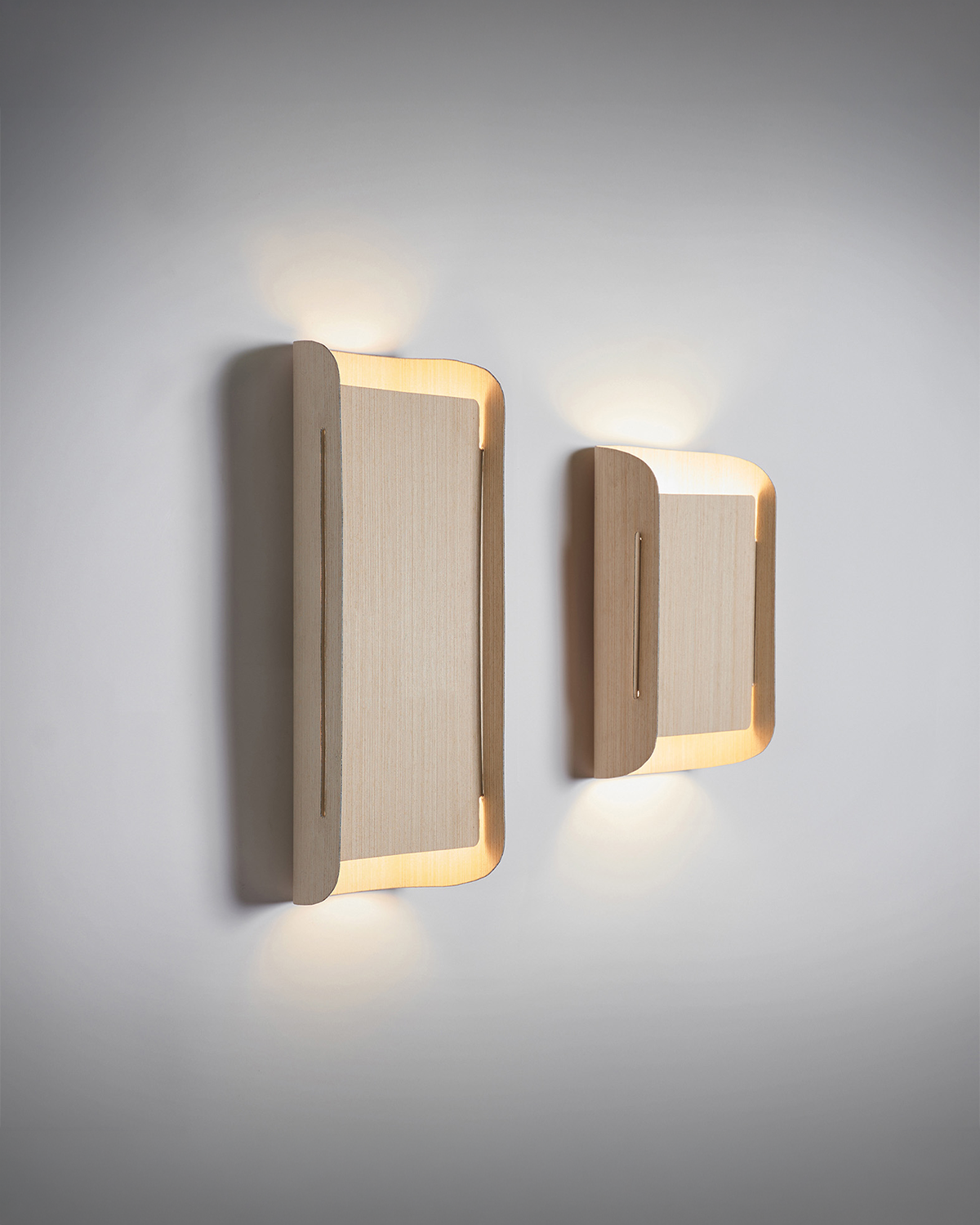 Clarissa Wall Light