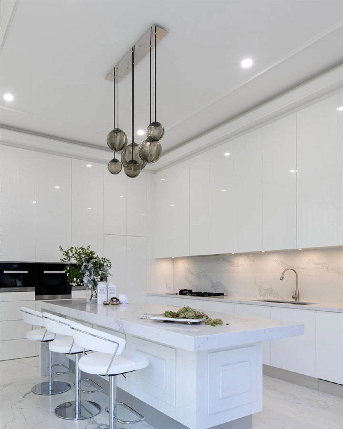 Puppet Linear Pendant Light