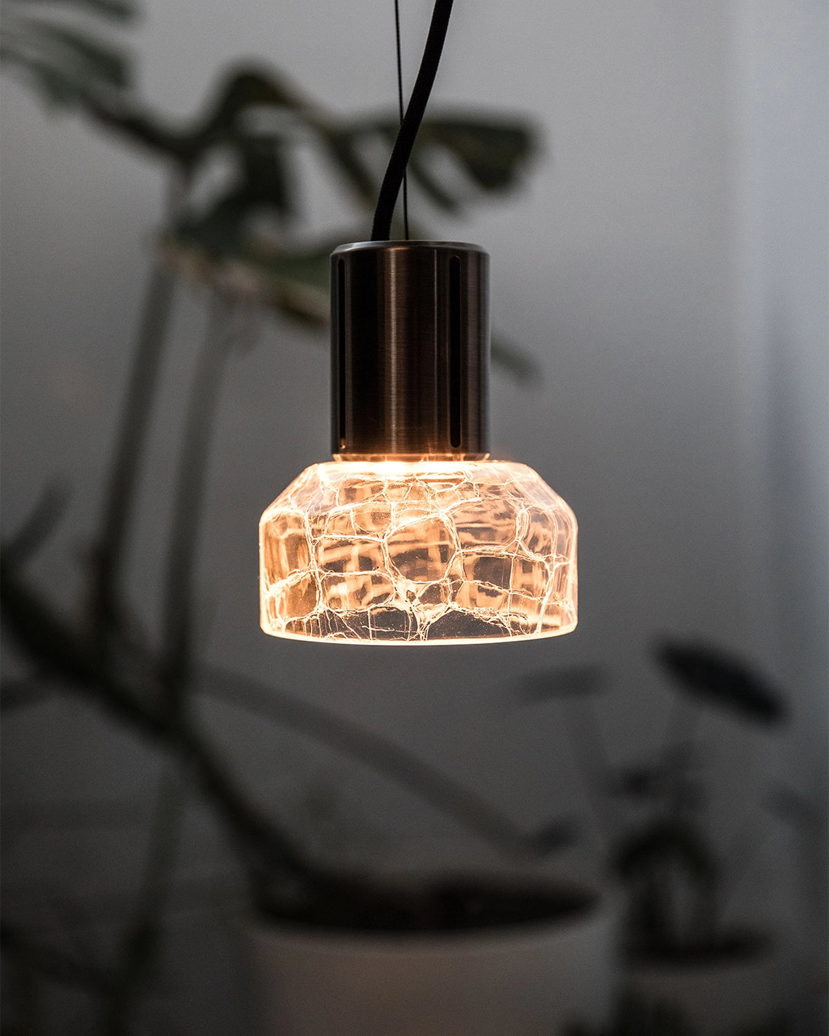 Crackle Pendant Light S1