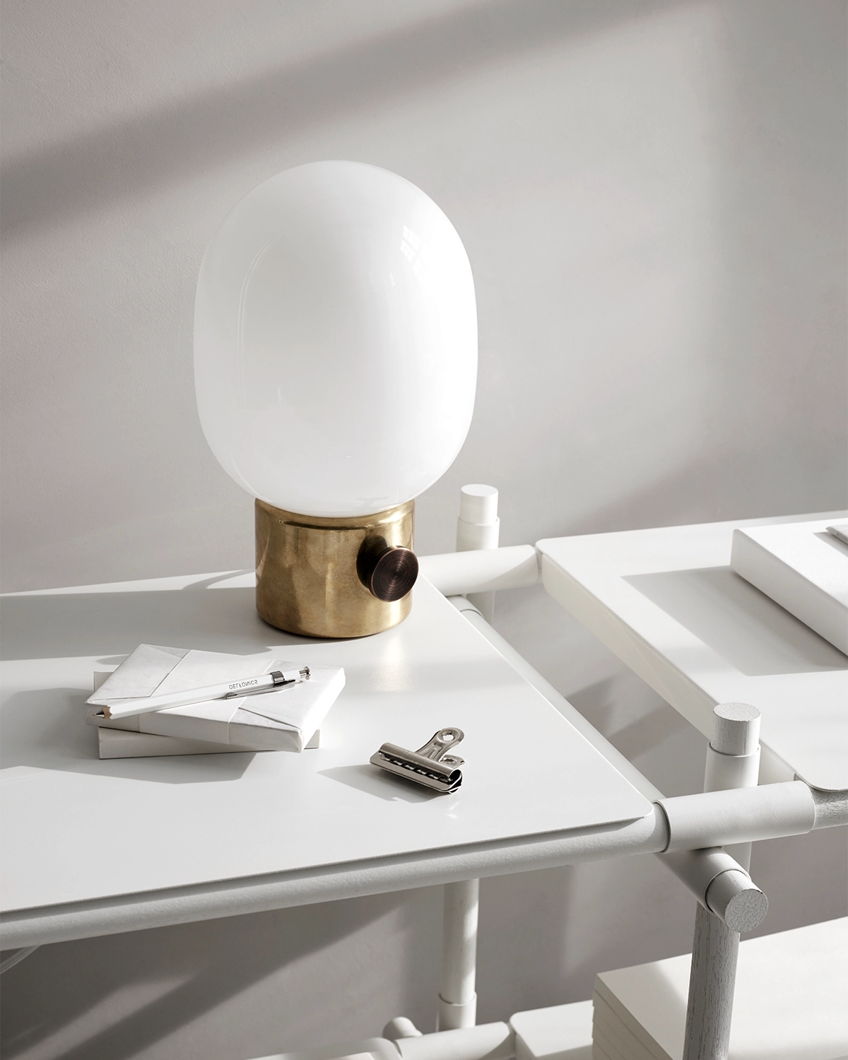 JWDA Table Lamp
