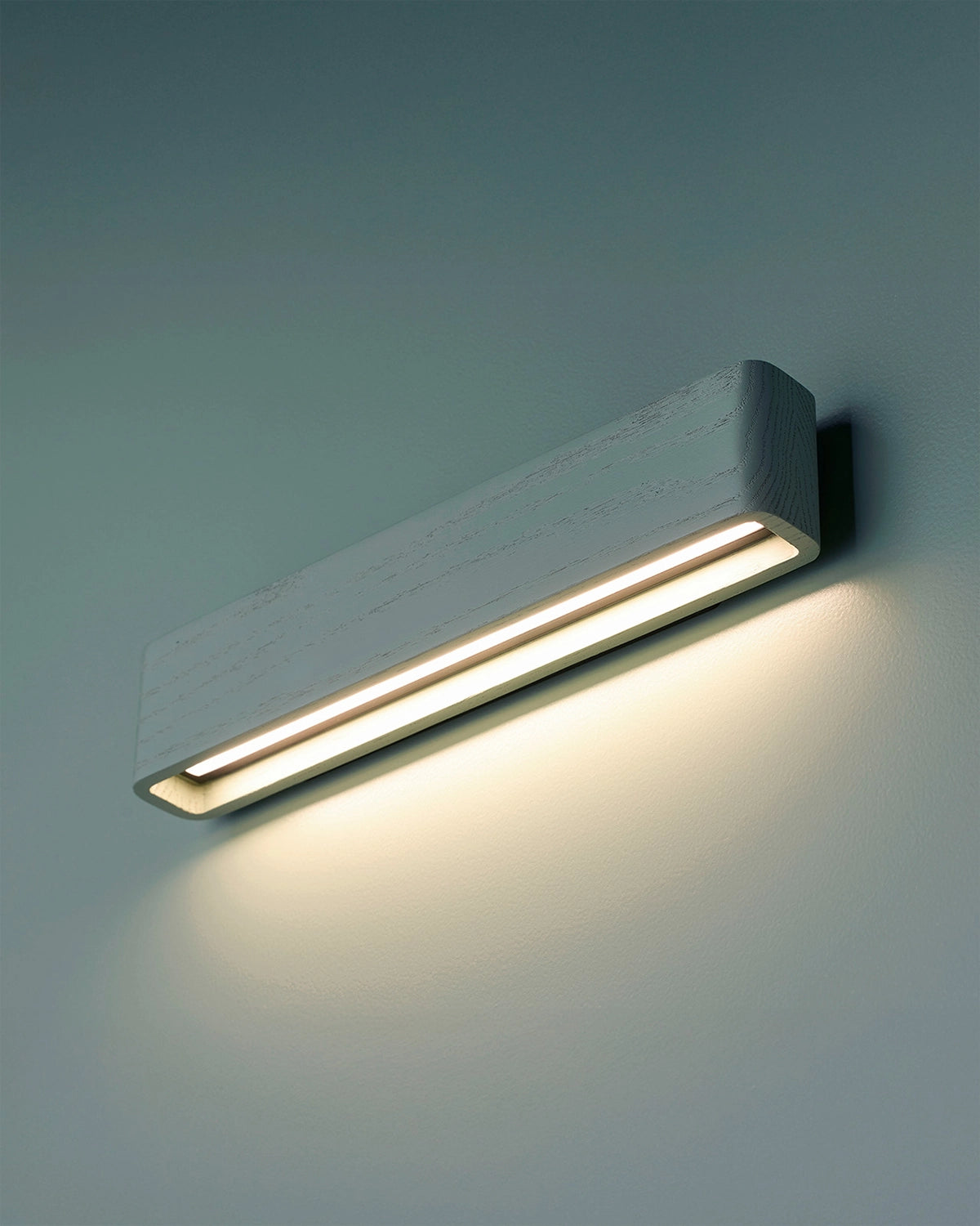 Umber Linear Wall Light