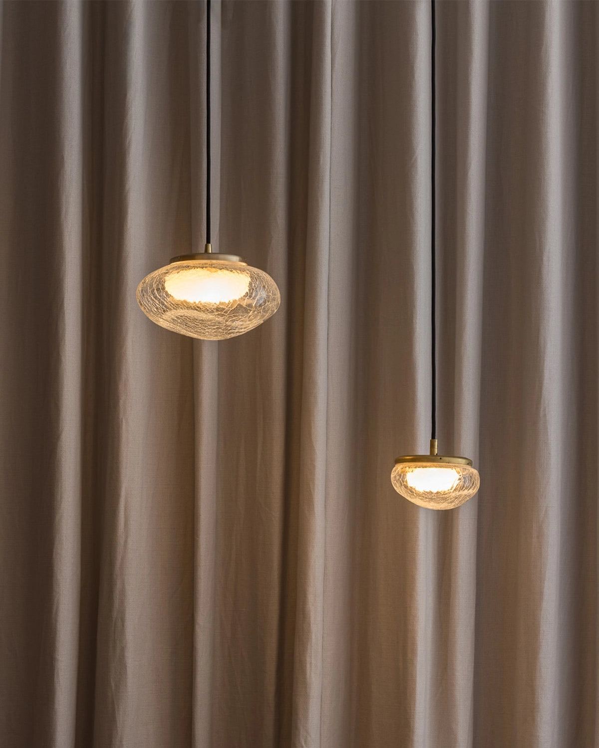 Roe Pendant Light