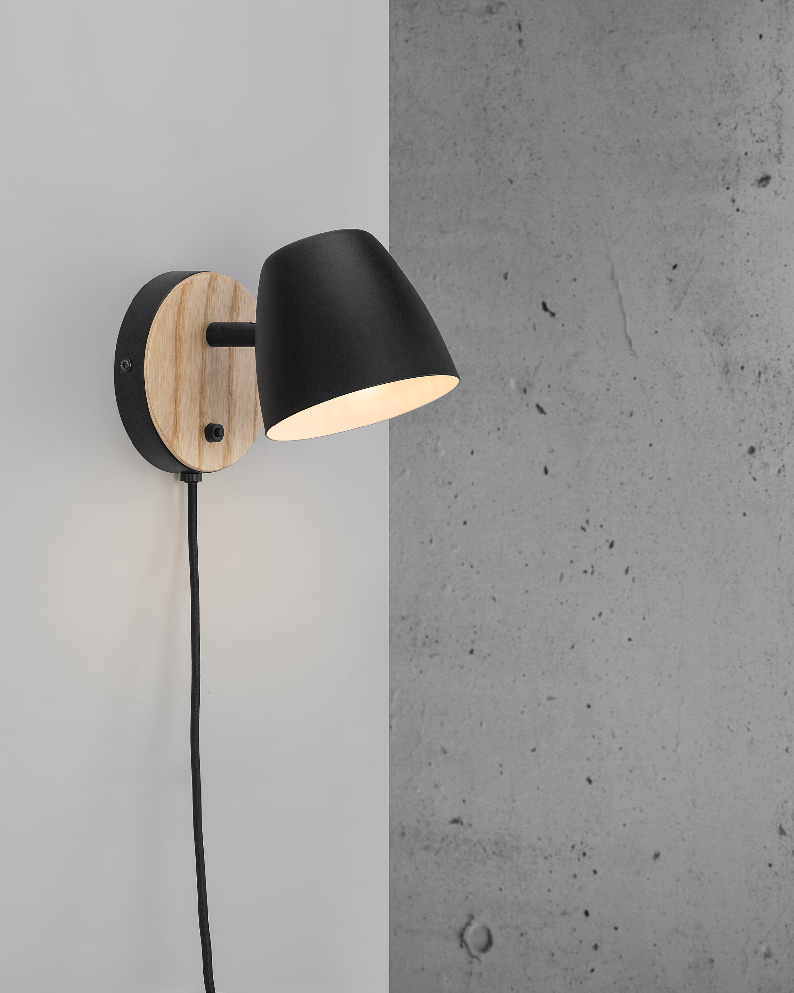 Theo Wall Light