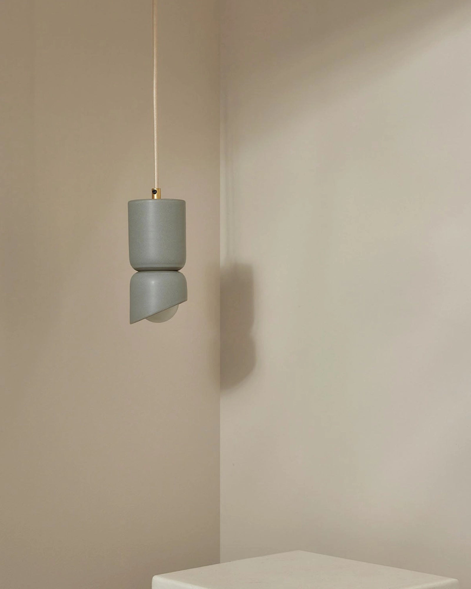 Terra 1.5 Pendant Light