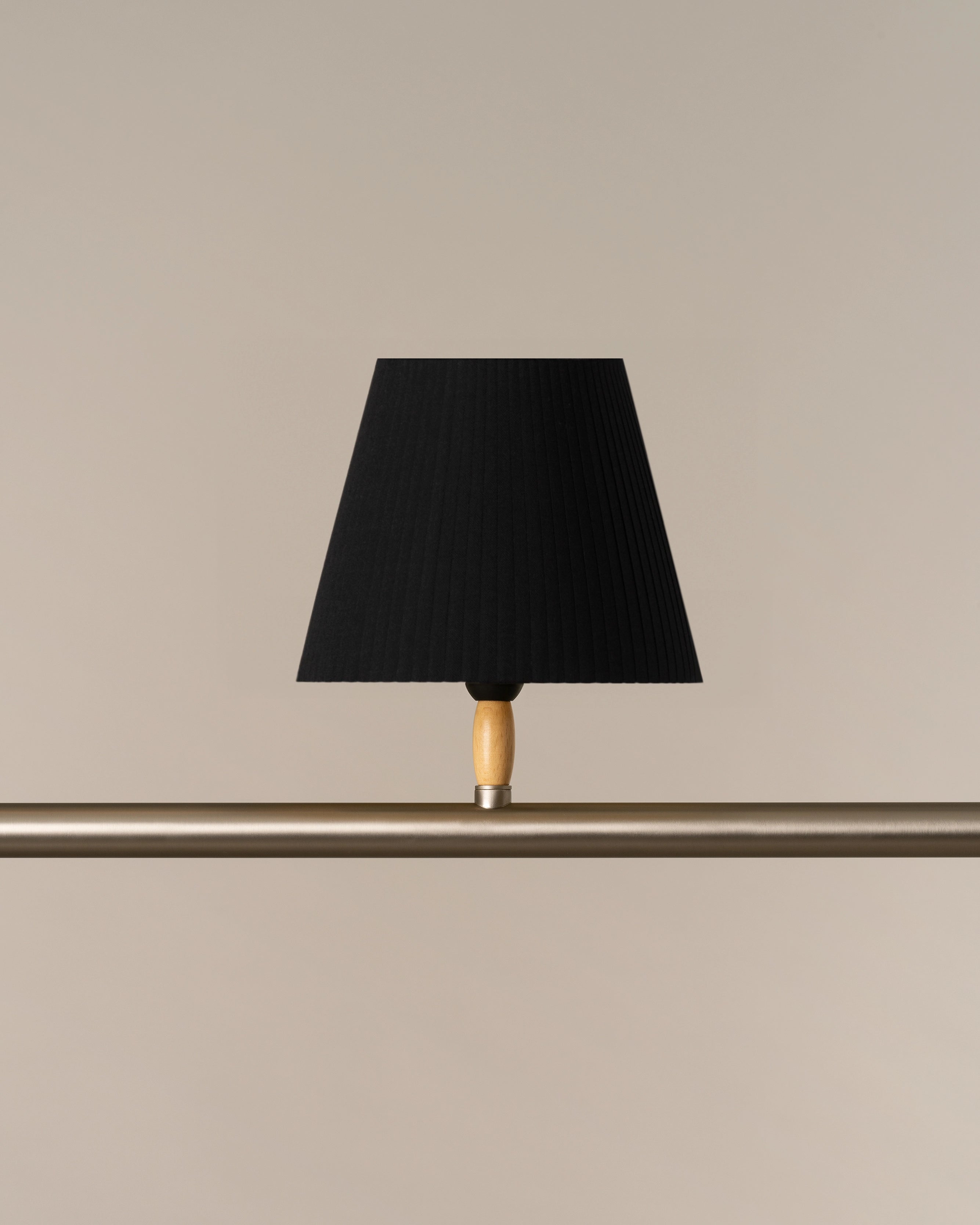 Sistema Fonda Linear Pendant Light