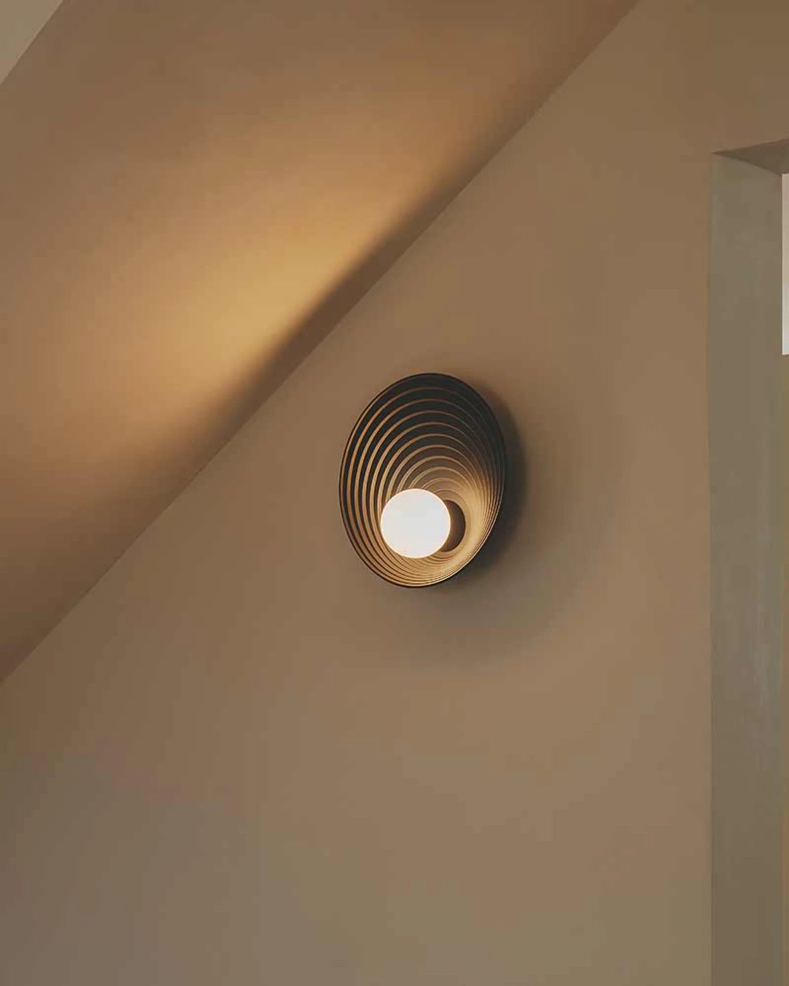 Albor Wall Light
