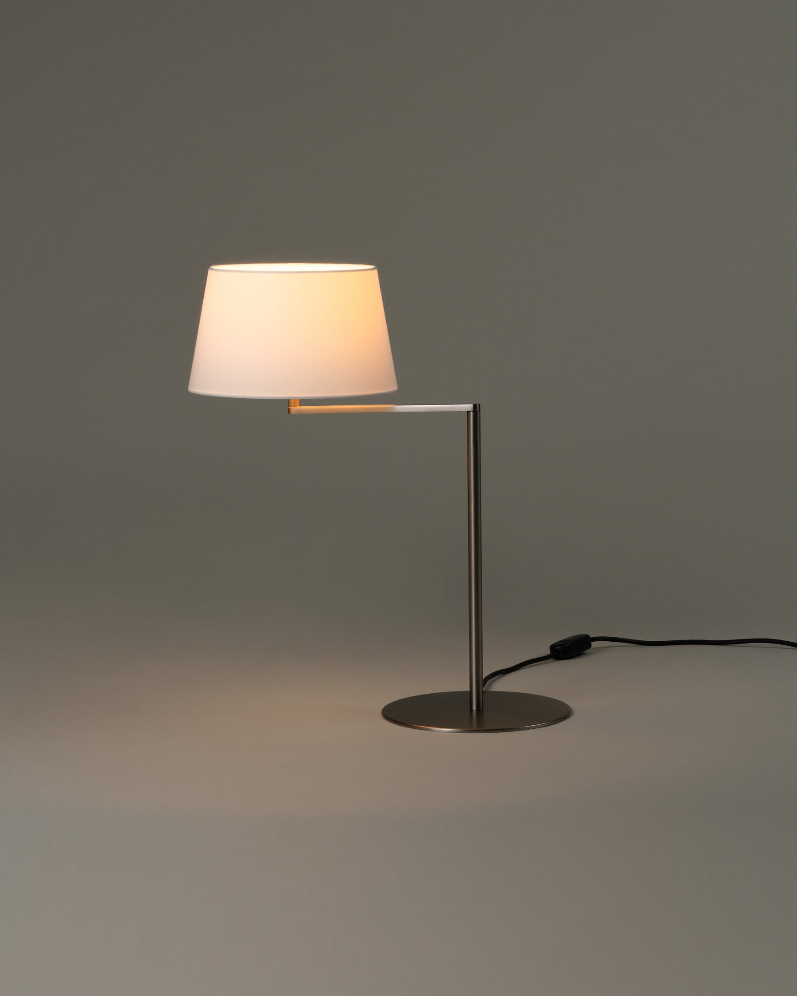 Americana Table Lamp