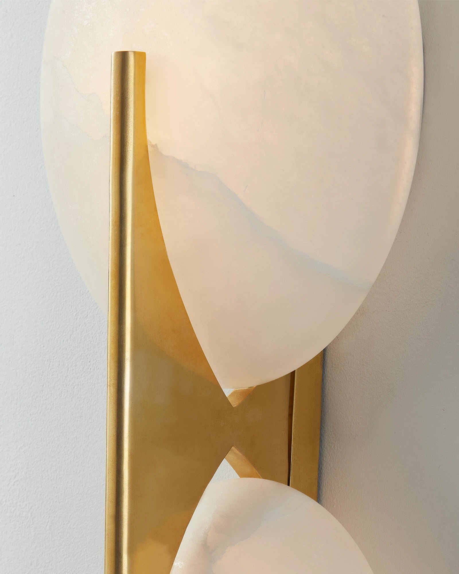 Asteria Wall Light