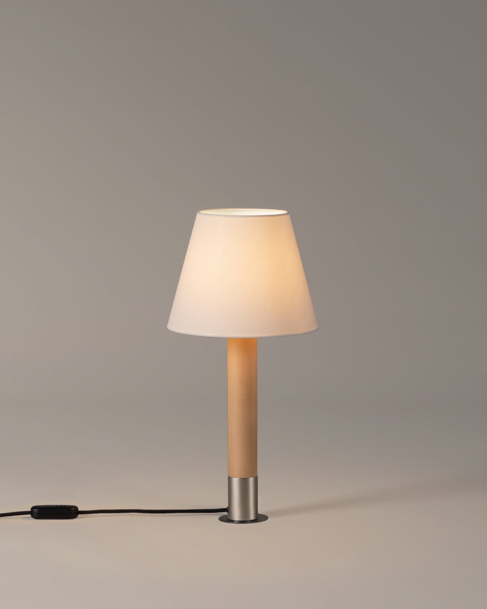 Básica Table Lamp