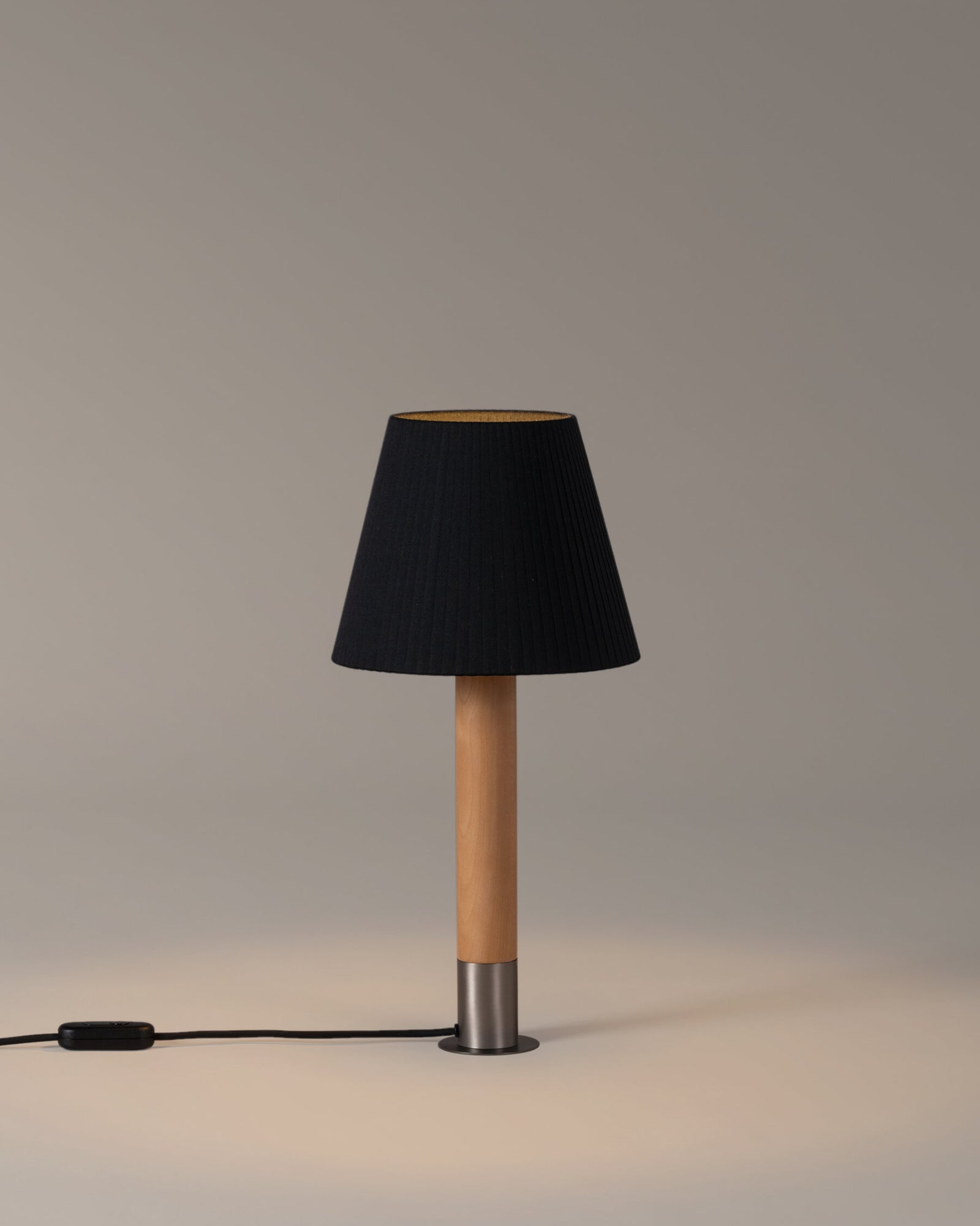 Básica Table Lamp