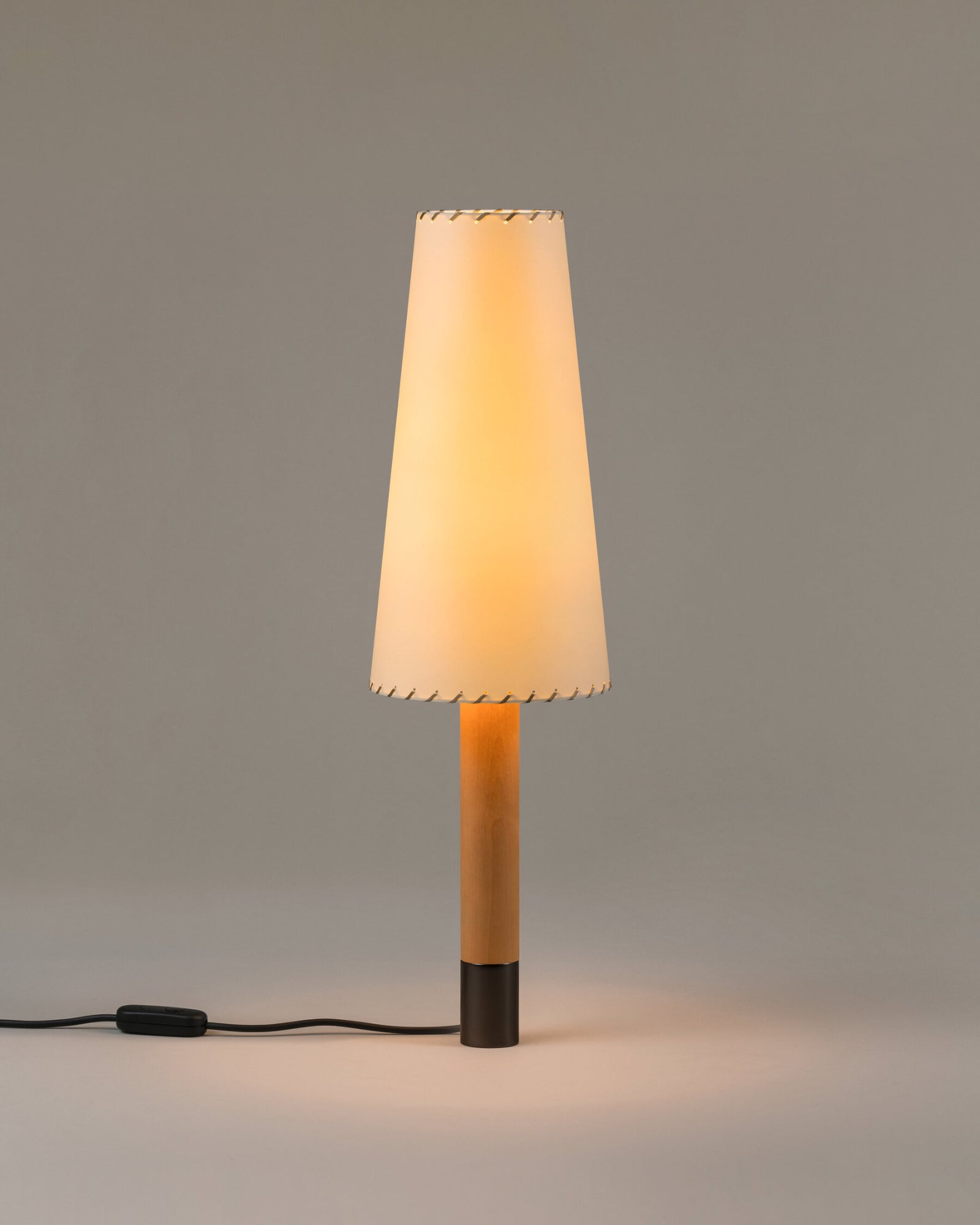 Básica Tall Table Lamp