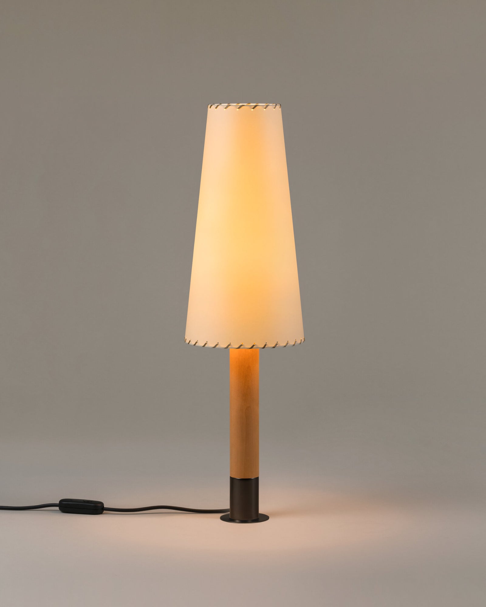 Básica Tall Table Lamp