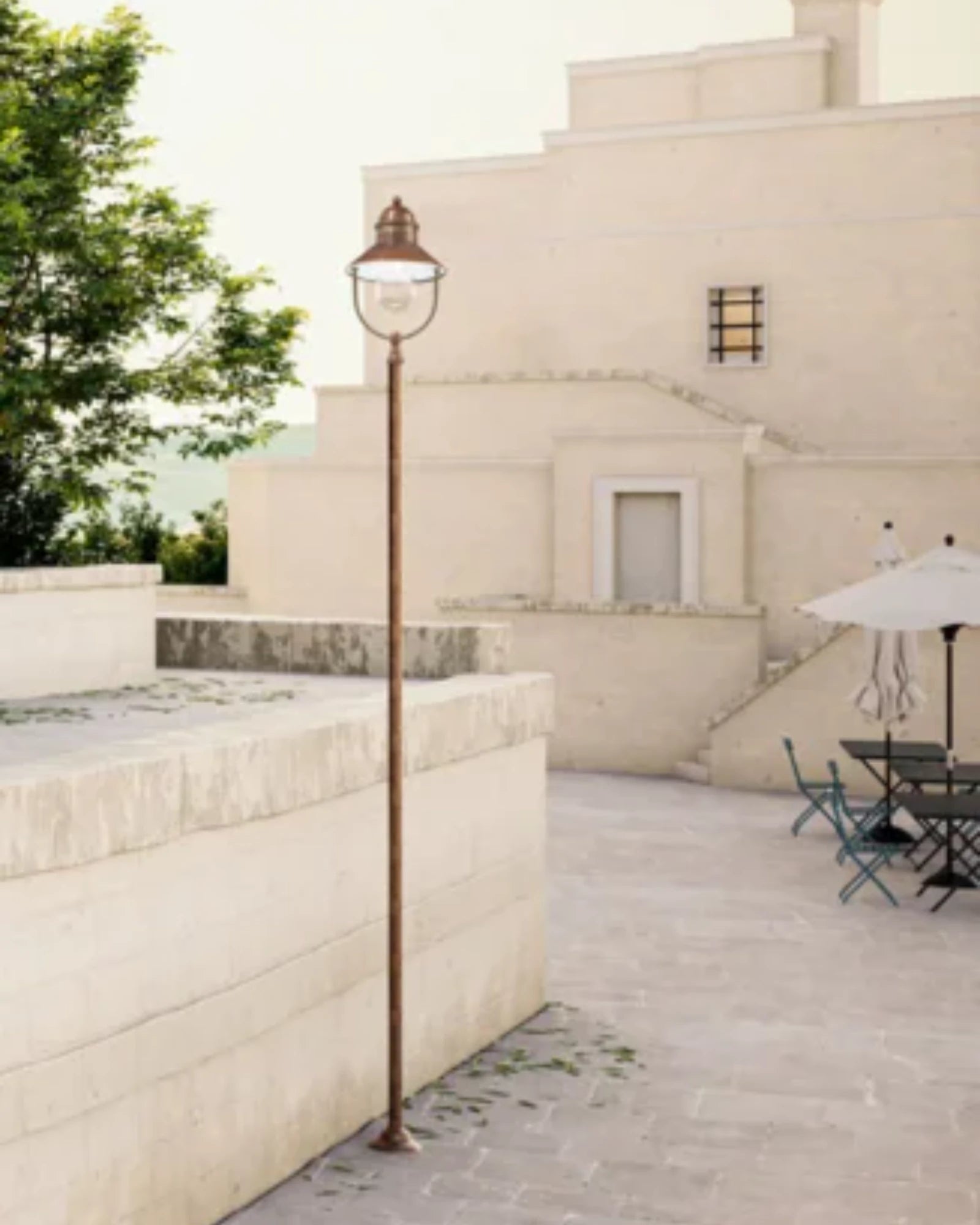Borgo Pole Light
