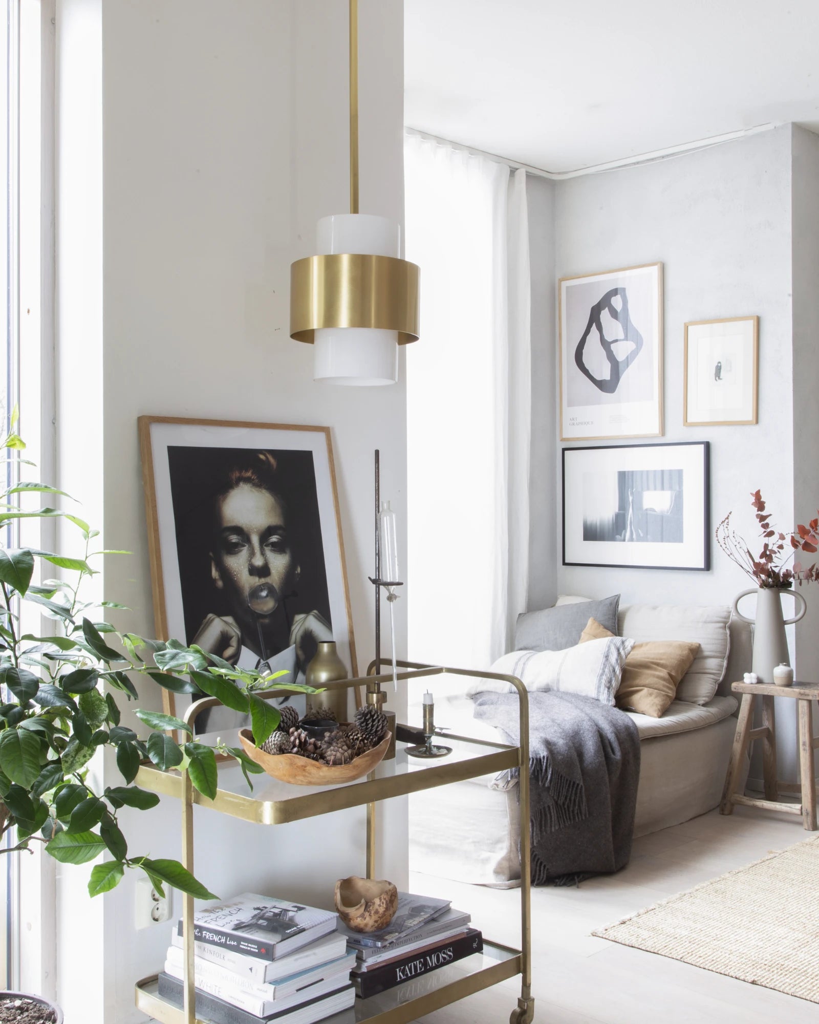 Corinth Pendant Light