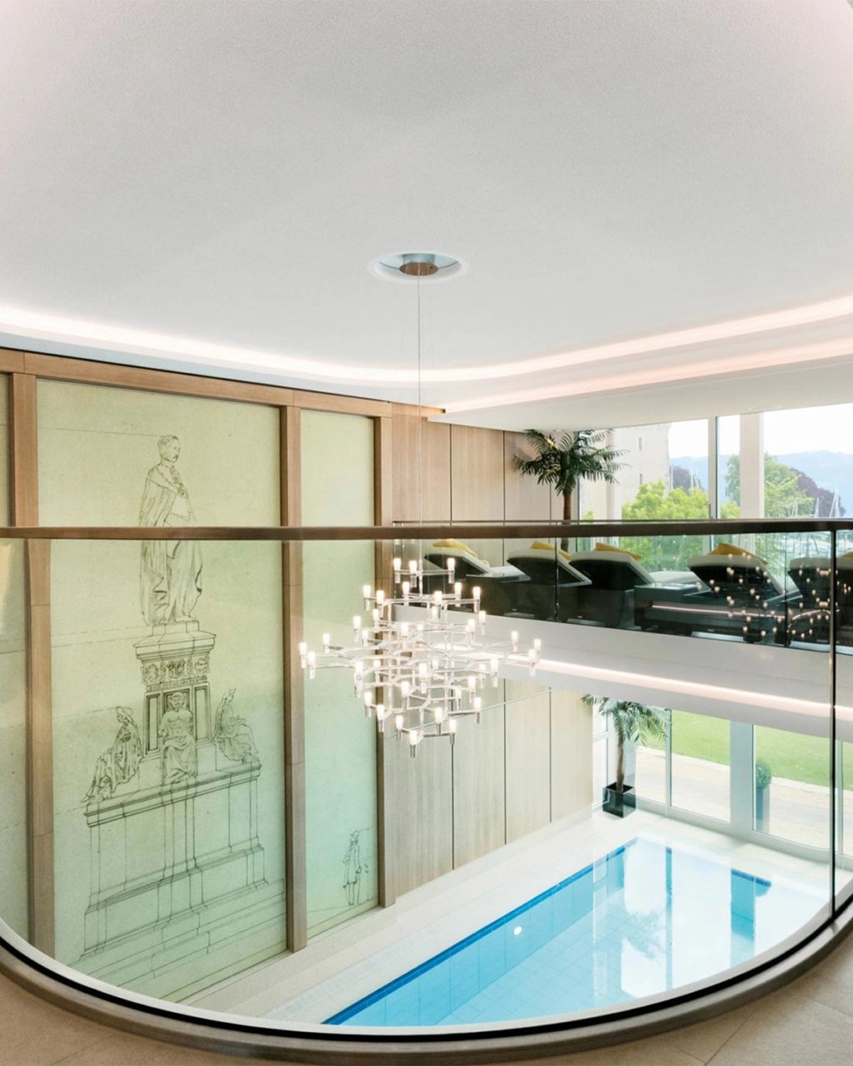 Crown Magnum Pendant Light