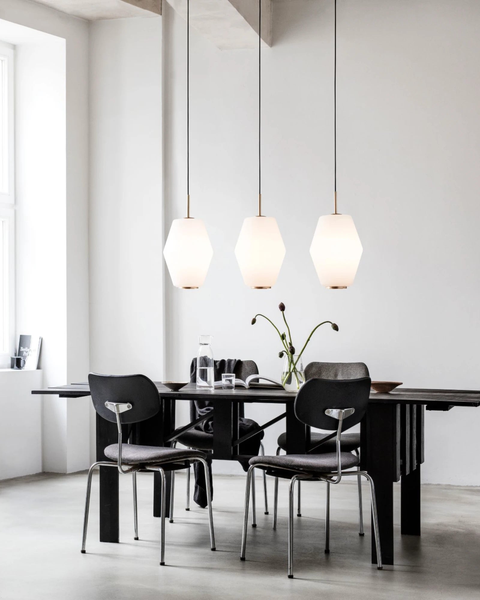 Dahl Pendant Light