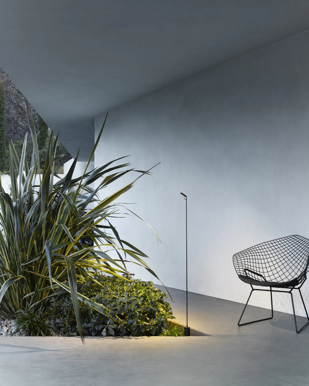 Flia Outdoor Floor Lamp