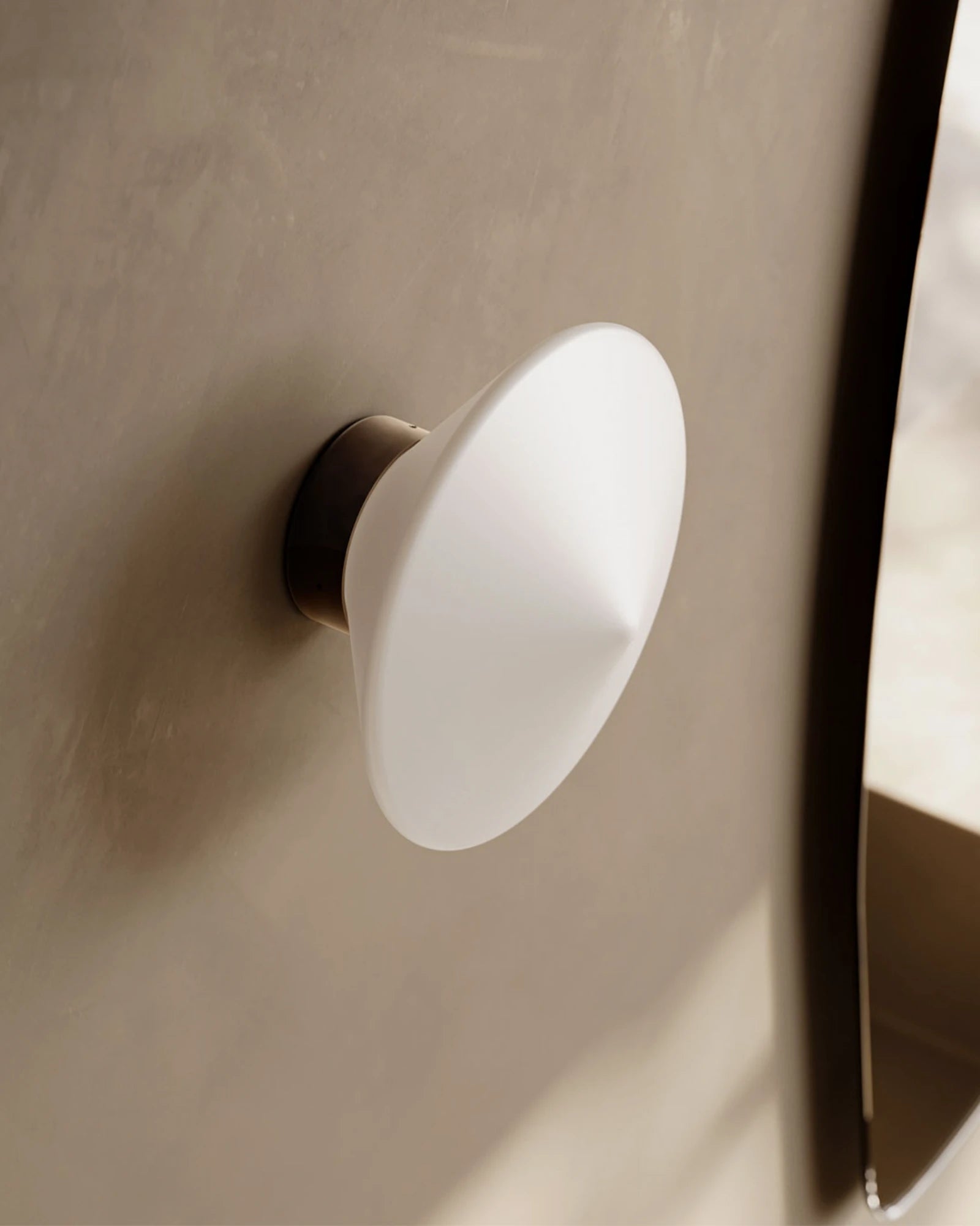 Foam Diamond Wall Light