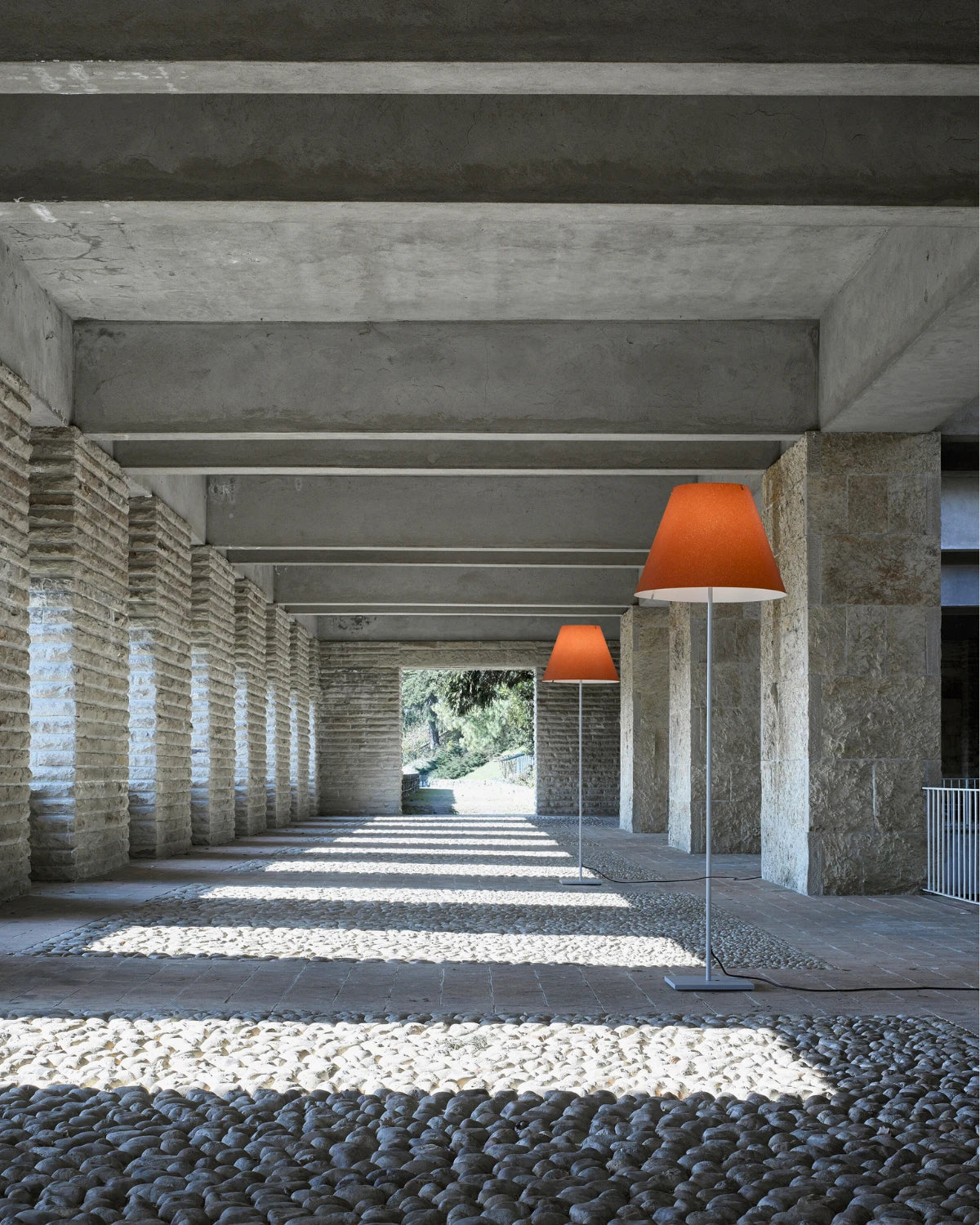 Grande Costanza Outdoor Floor Lamp