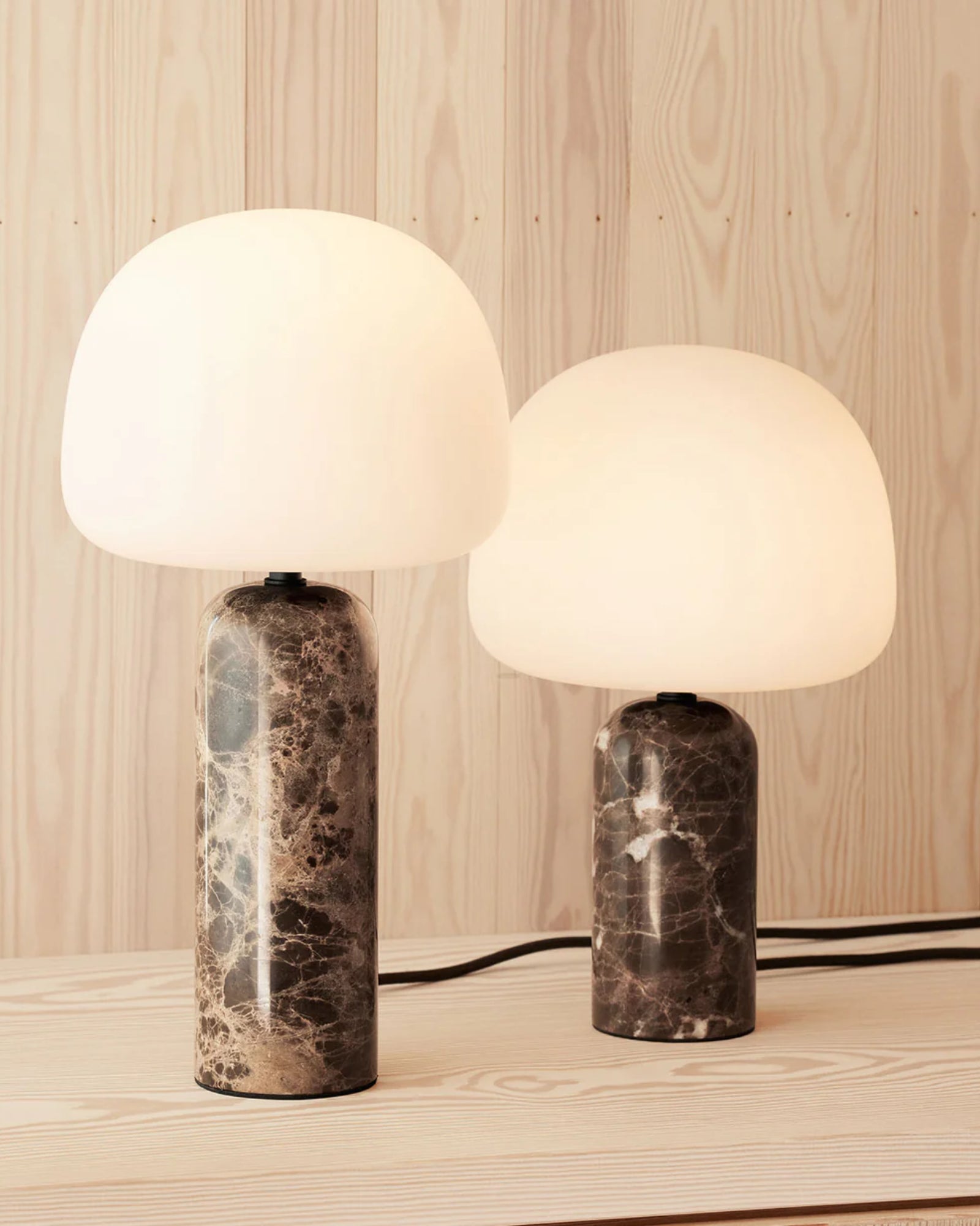 Kin Table Lamp